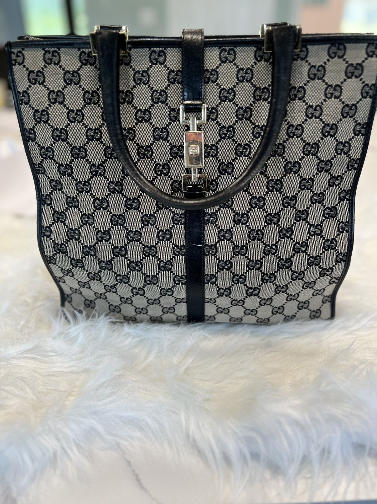 Gucci Tom Ford Era Gucci GG Monogram Tote with Rare Piston Lock Size ONE SIZE - 2 Thumbnail