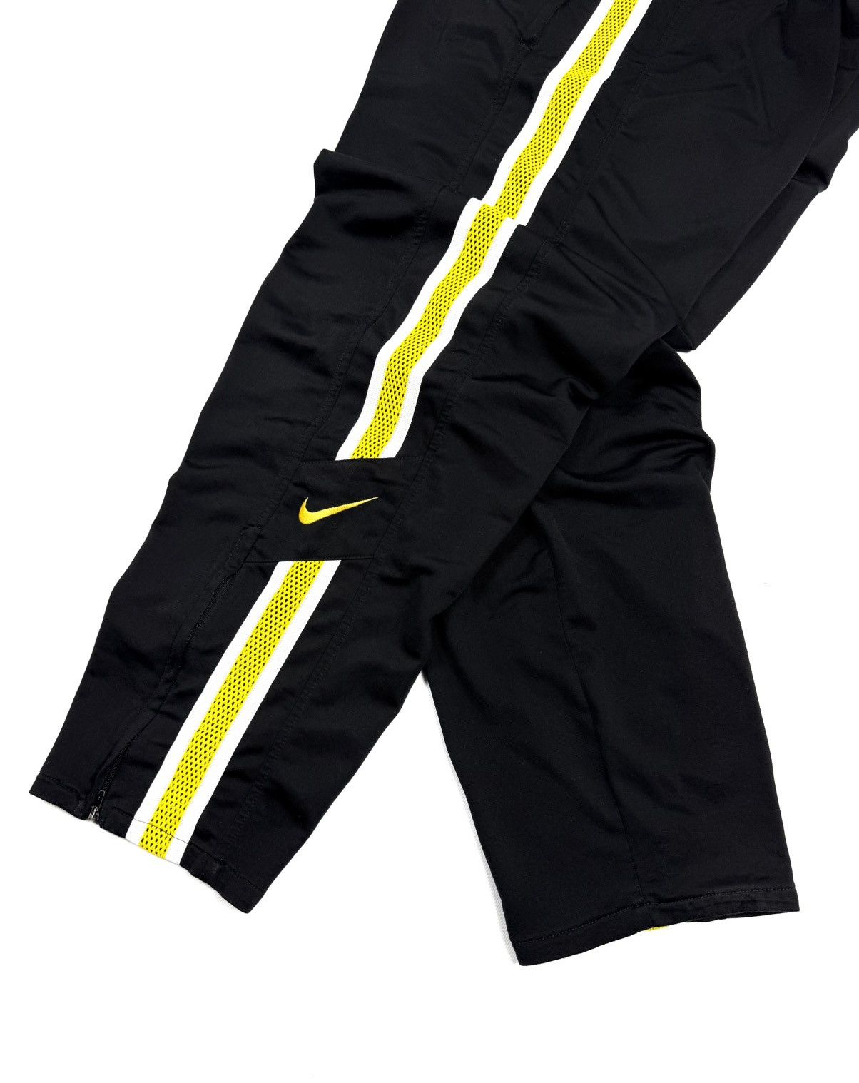 Nike Nike 90s Vintage Black Tracksuit Set Jacket Pants Y2K Retro Size US L / EU 52-54 / 3 - 18 Thumbnail