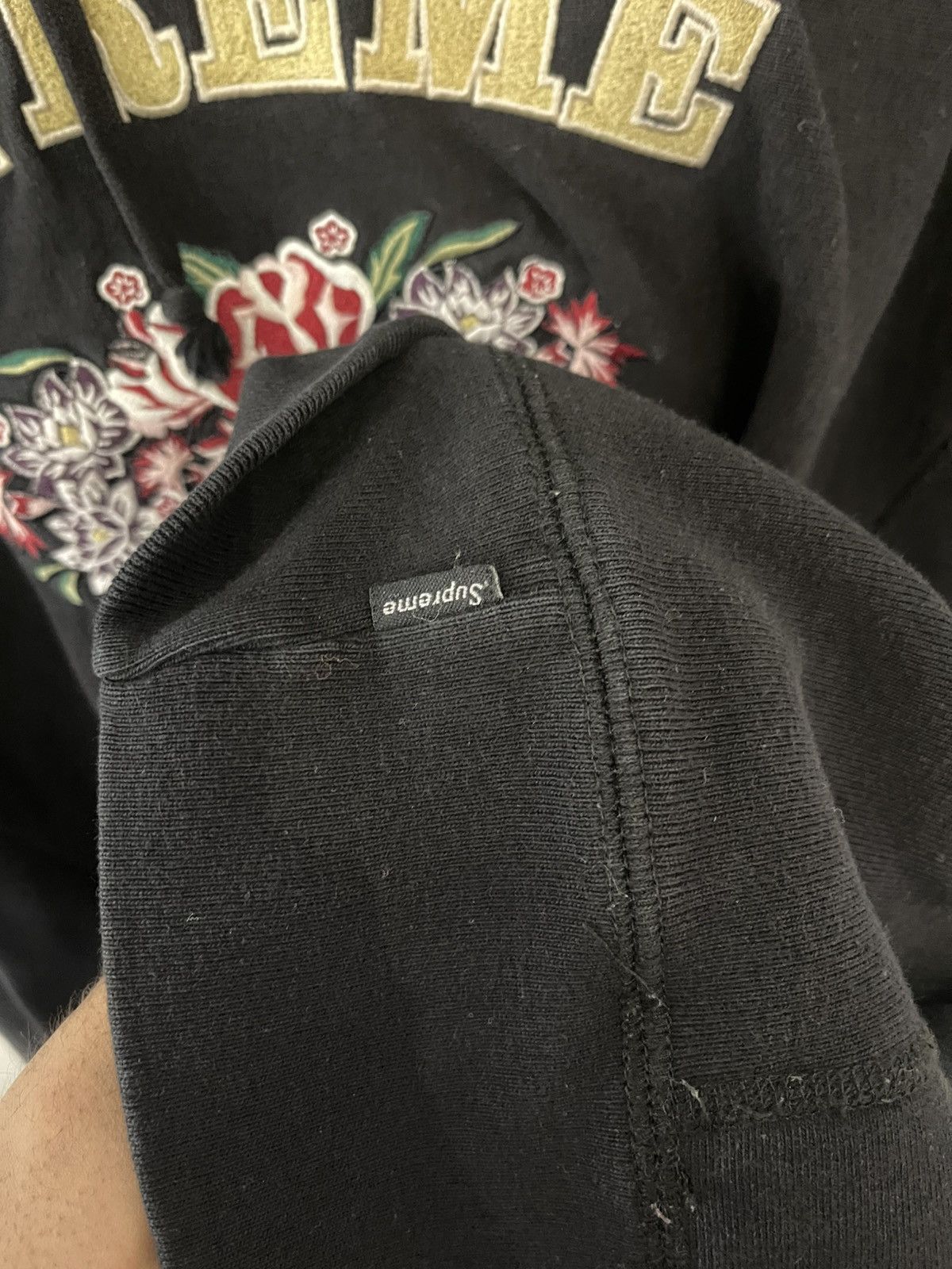 Supreme Supreme Centerpiece Hoodie Black Sz L Size US L / EU 52-54 / 3 - 7 Thumbnail