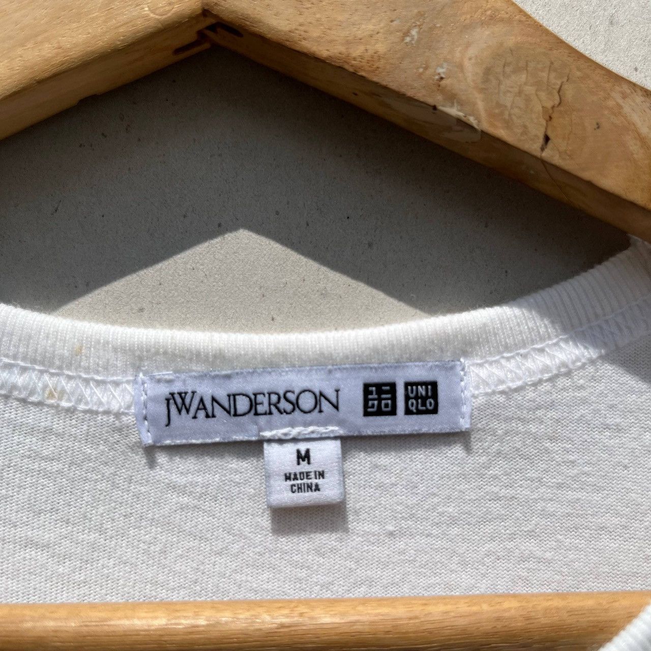 JW Anderson 🔥Accept Binding Offer🔥 JW Anderson Uniqlo Size US M / EU 48-50 / 2 - 3 Thumbnail