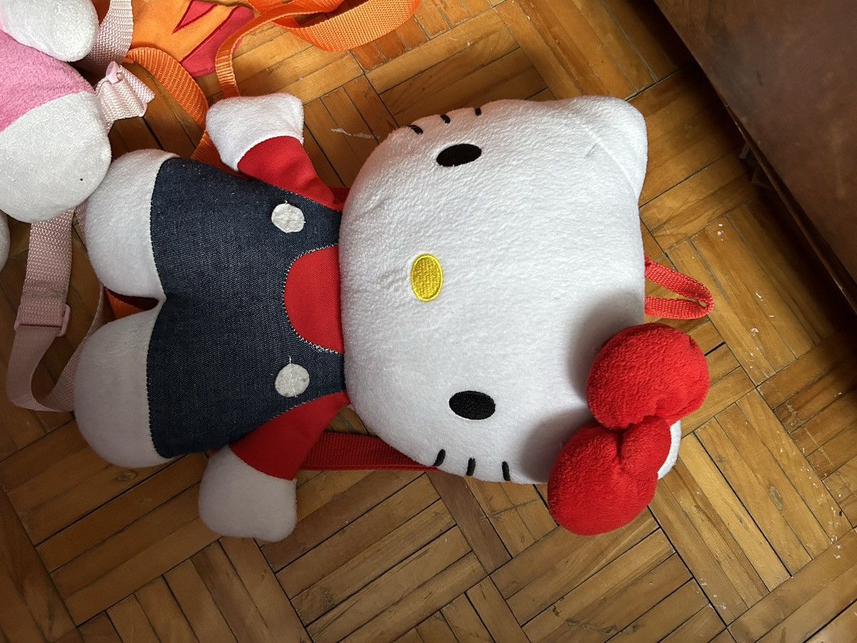 Japanese Brand × Vintage Hello kitty plush backpack Size ONE SIZE - 1 Thumbnail