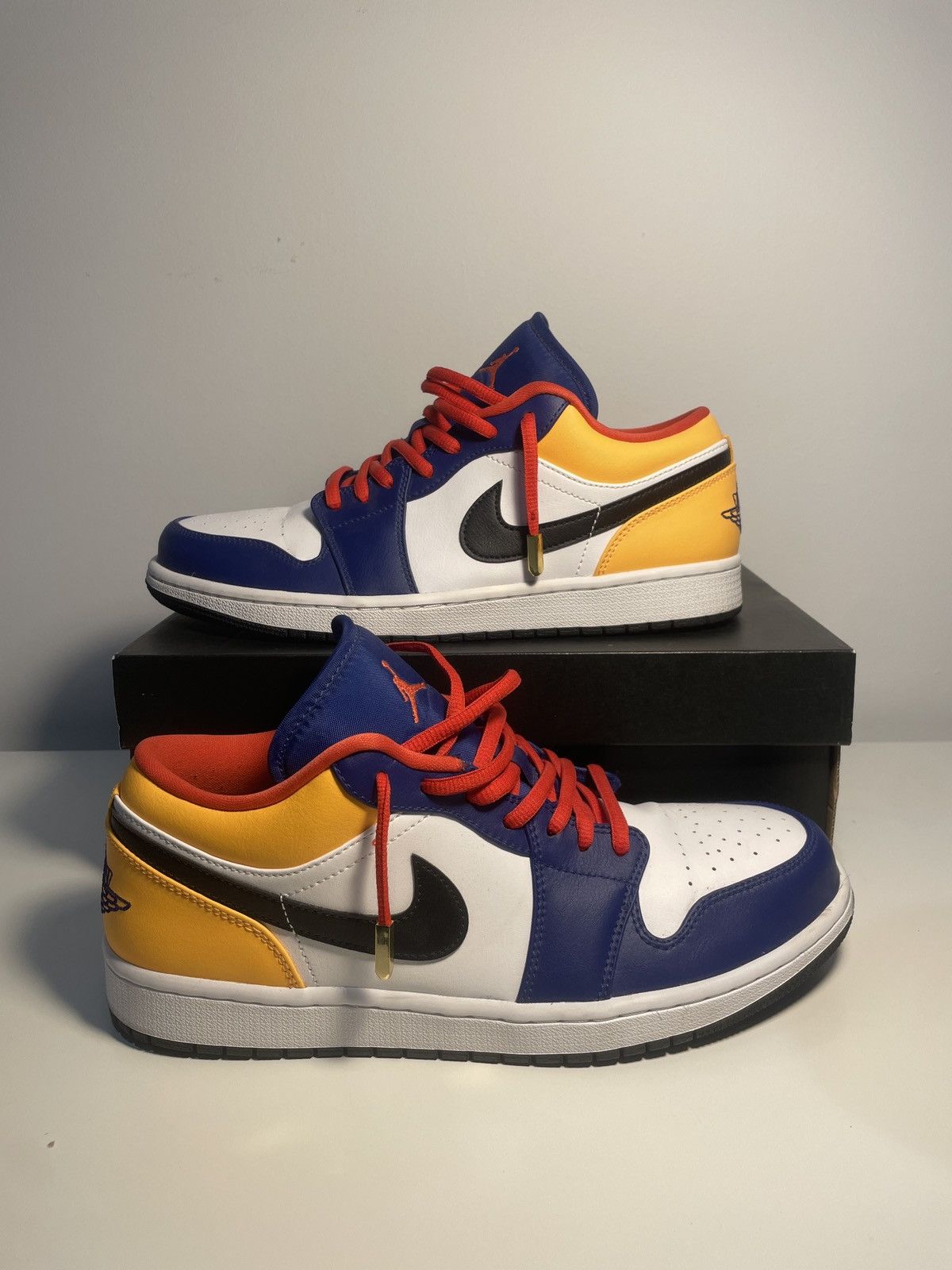 Jordan Low Royal Yellow