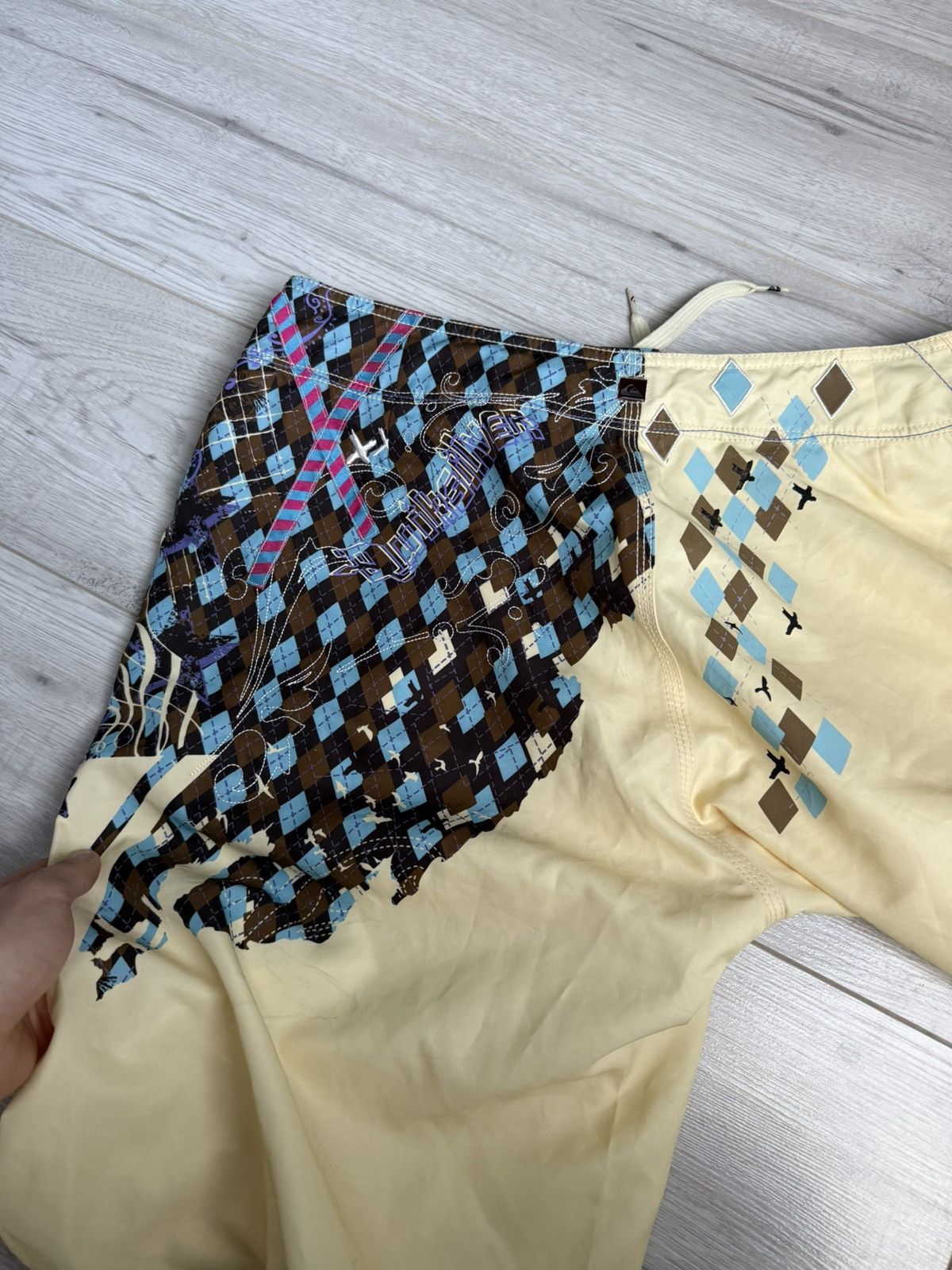 Quiksilver × Vintage Vintage Quiksilver surf style logo shorts Size US 34 / EU 50 - 3 Thumbnail