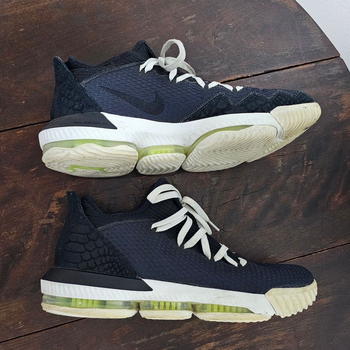 Nike Nike AIR Lebron James 16 Low Black Python Volt sz 11.5 Size US 11.5 / EU 44-45 - 3 Thumbnail
