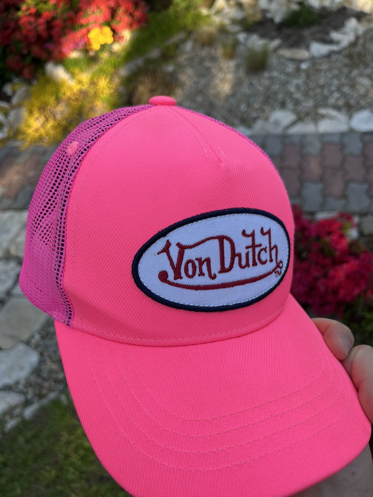 Ed Hardy × Von Dutch Vintage Von Dutch y2k trucker hat mesh cap neon pink Barbie Size ONE SIZE - 13 Thumbnail