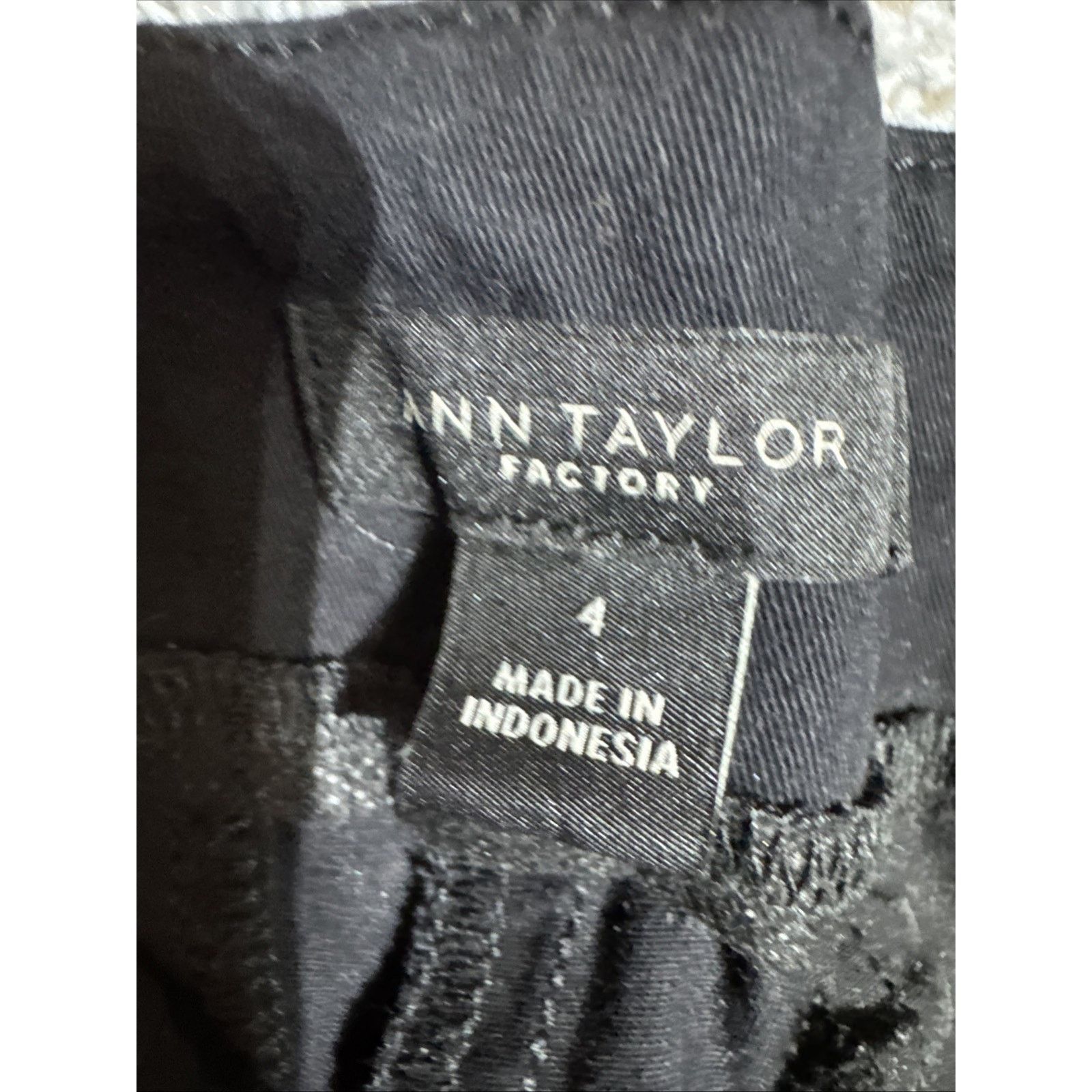 Ann Taylor Ann Taylor Pants Lot of 2 Womens 4 Office Preppy Business Size 27" / US 4 / IT 40 - 17 Thumbnail