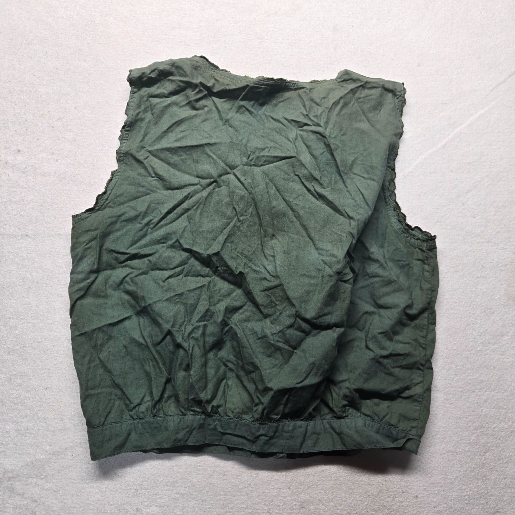 Vintage VINTAGE La Redoute Women's Cropped Sleeveless Button-Up Shirt Size 12 Green Blouse Office Casual Size XL / US 12-14 / IT 48-50 - 7 Thumbnail