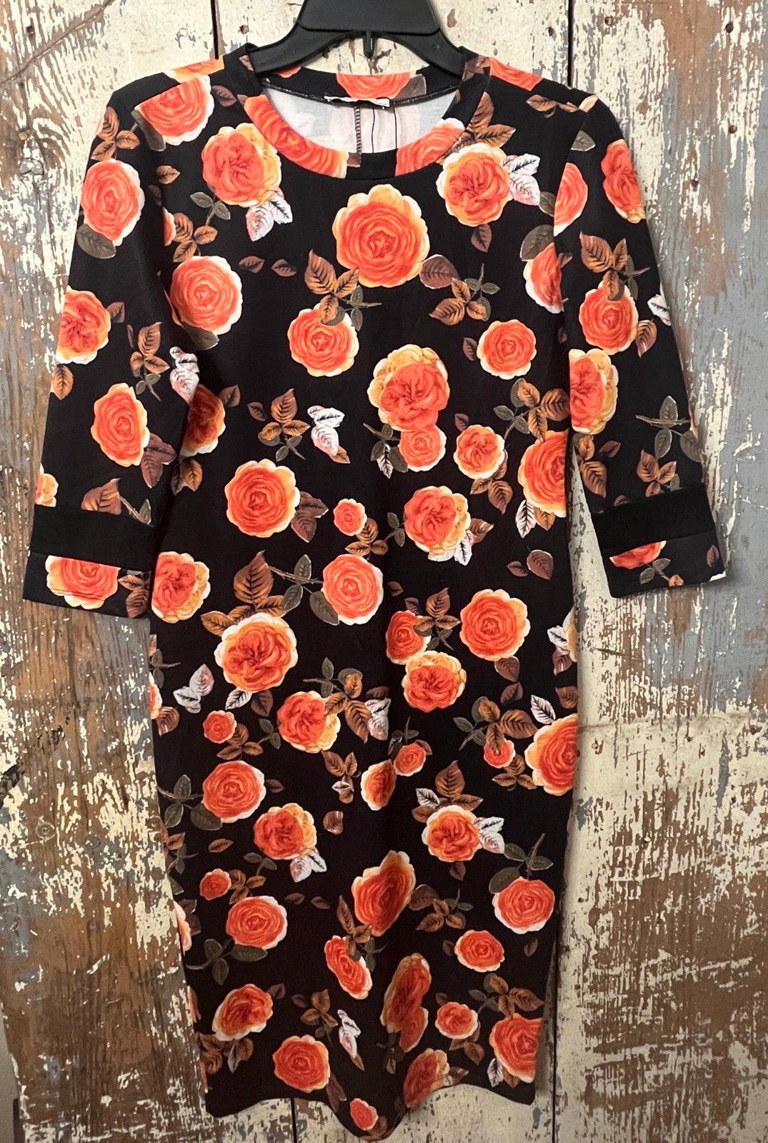 Zara ZARA Trafulac size Medium floral midi dress NWOT Size M / US 6-8 / IT 42-44 - 1 Thumbnail
