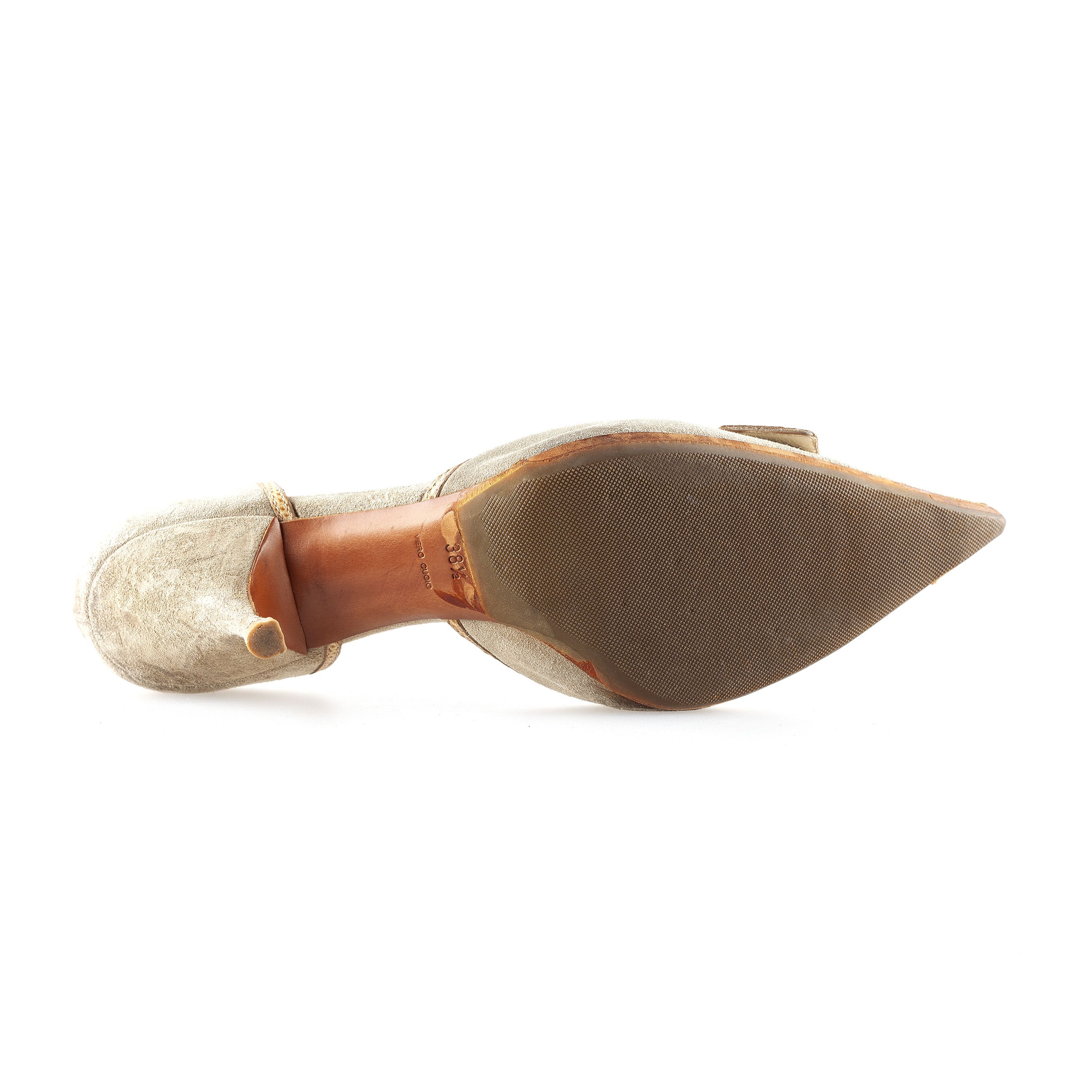 Prada Prada Beige Suede Buckle Kitten Heels (38,5 EU) Size US 7.5 / IT 37.5 - 9 Thumbnail