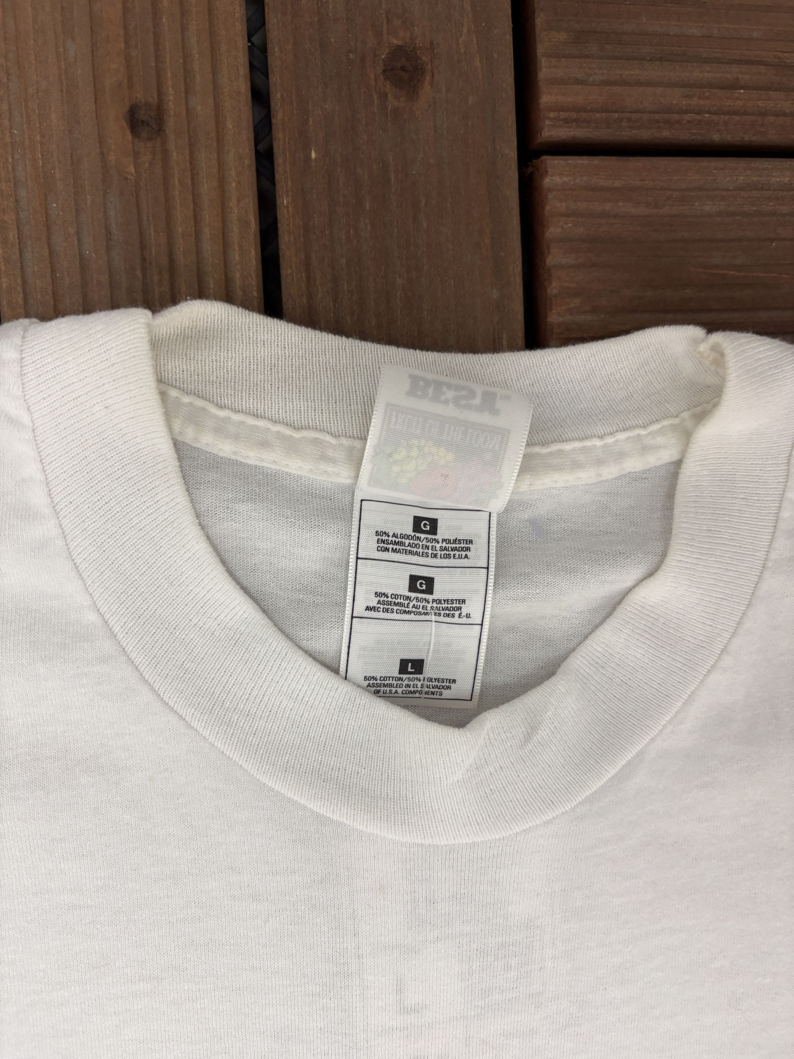 Vintage Florida Jumping Dolphins Vintage White T-Shirt Tee Size US L / EU 52-54 / 3 - 6 Thumbnail
