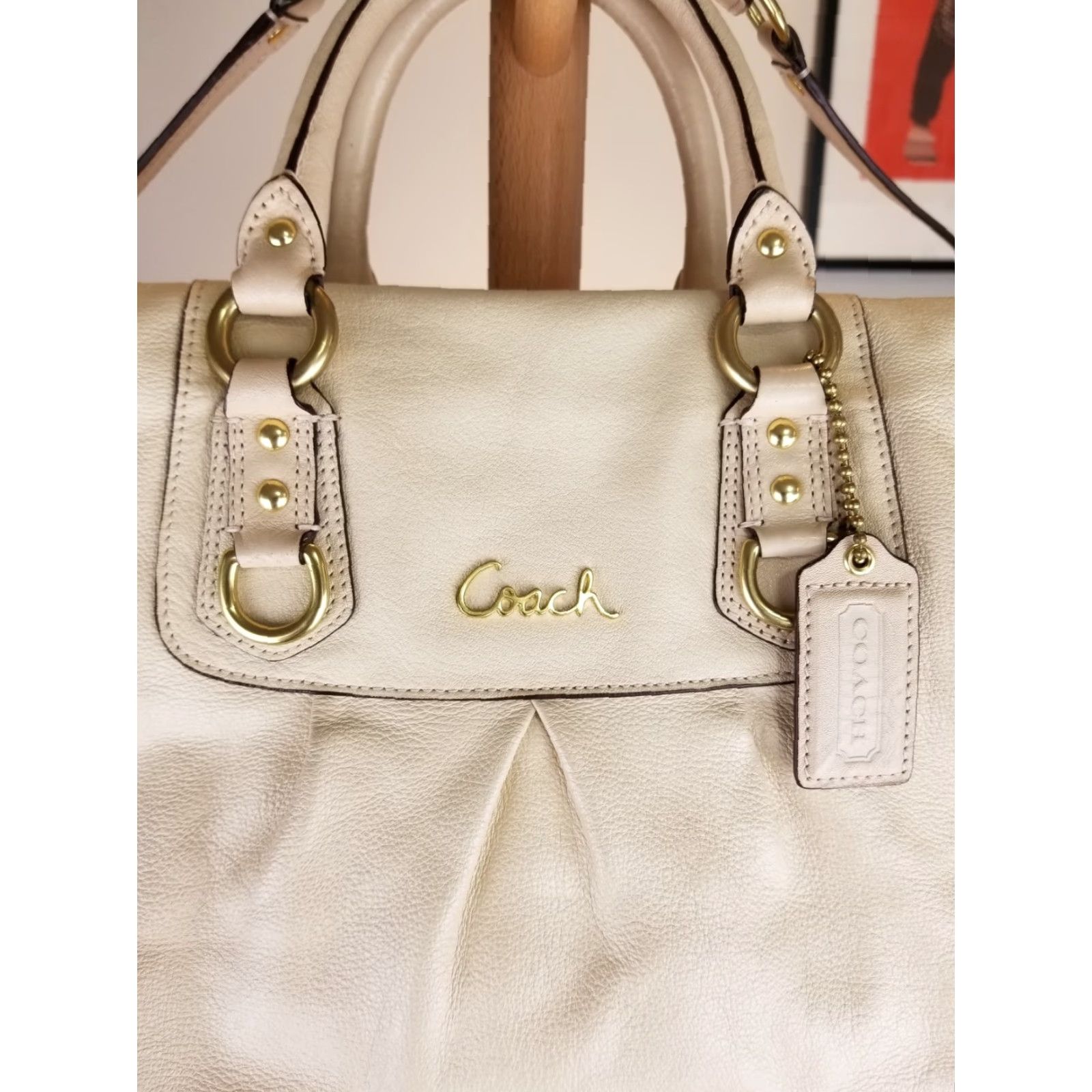 Coach VINTAGE COACH BEIGE LEATHER SHOULDER HAND BAG SZ 18'X10'X7' F15447 Size ONE SIZE - 2 Thumbnail