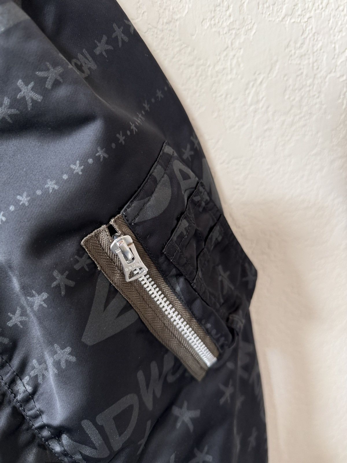 Sacai Sacai Eric Haze Bandana Graffiti Bomber Jacket Black Size US S / EU 44-46 / 1 - 3 Thumbnail