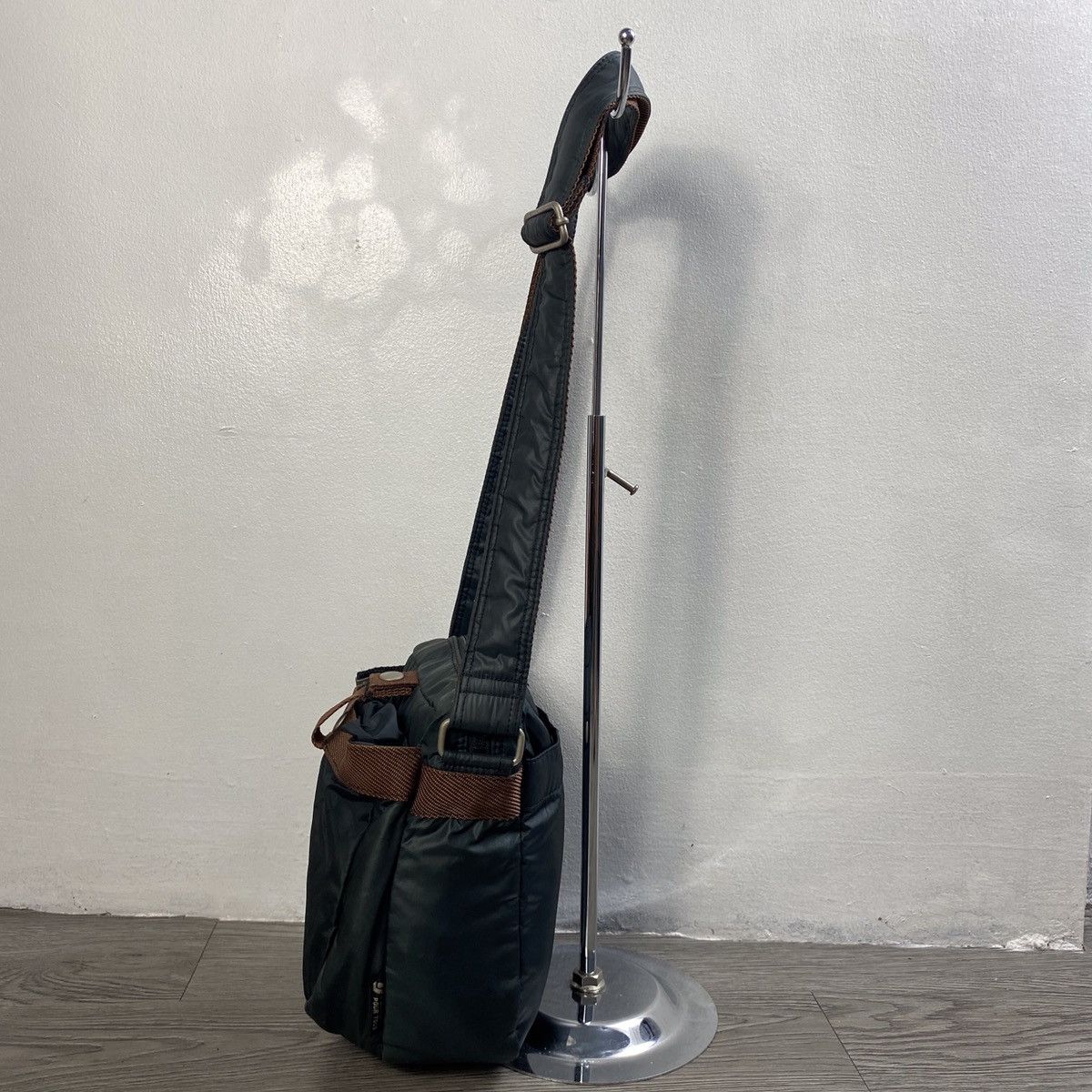 Y's × Yohji Yamamoto Y’ssacs Pour Tous Yohji Yamamoto Sling Bag Size ONE SIZE - 6 Thumbnail
