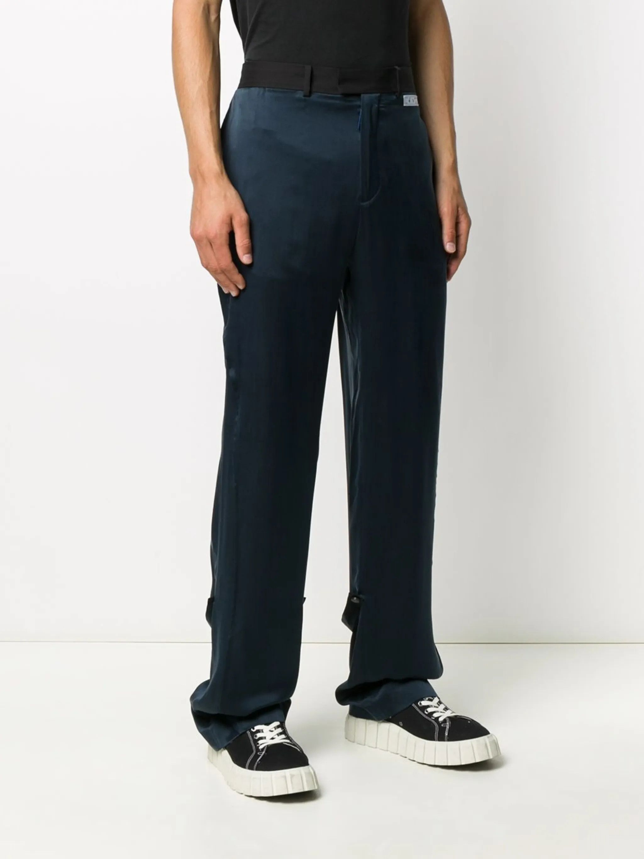 Off-White o1y0225 Casual Pant in Midnight Blue Size US 30 / EU 46 - 2 Thumbnail