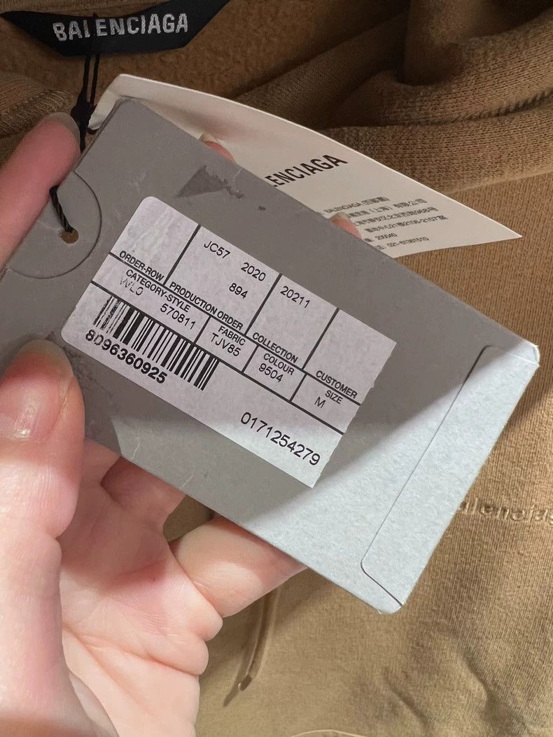 Balenciaga Balenciaga Khaki Embroidered Letter Hoodie Size M New with Size US M / EU 48-50 / 2 - 3 Thumbnail