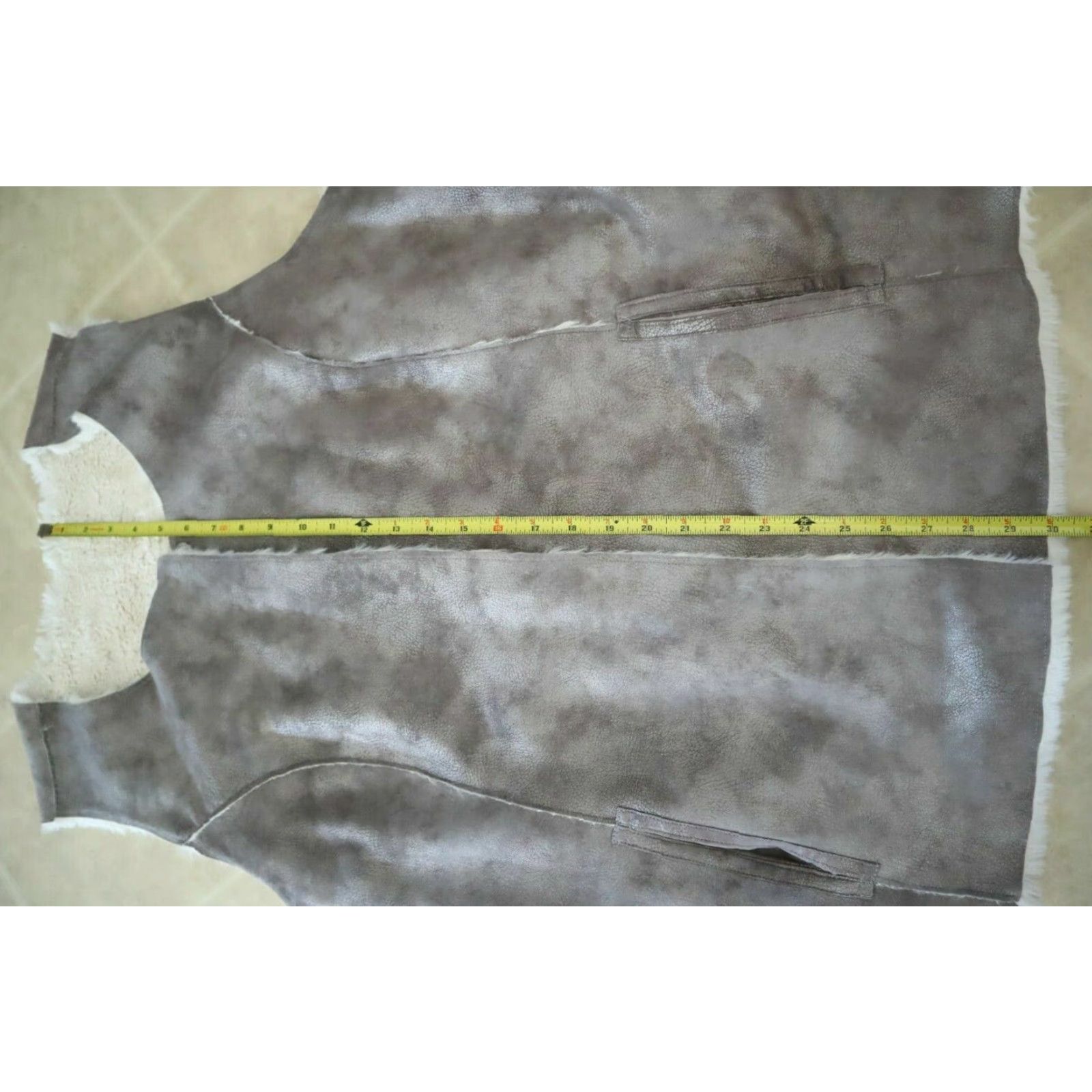 Vintage VINTAGE Lane Bryant Faux Fur Vest Plus Size 22/24 Casual Belted Pockets Women Size 3XL / US 20-22 - 6 Thumbnail