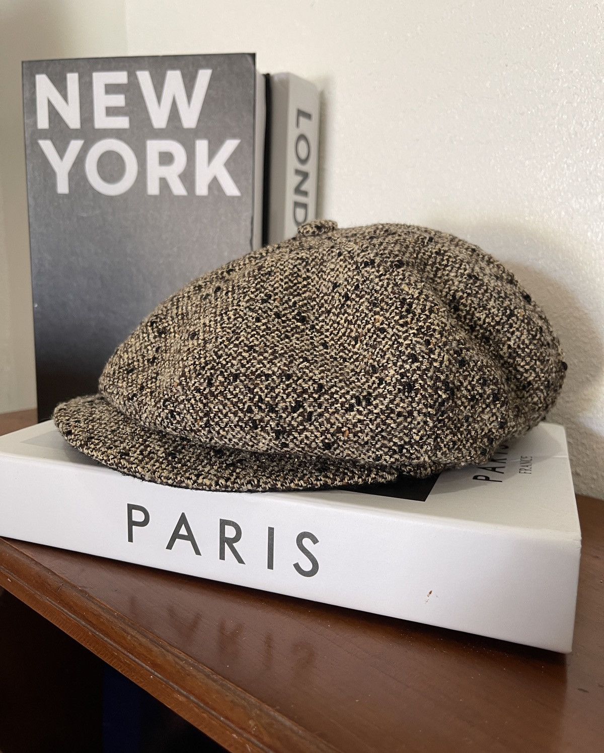 agnes b. Agnes B. Donegal Tweed Newboys Hats (Size 57) Size ONE SIZE - 2 Thumbnail