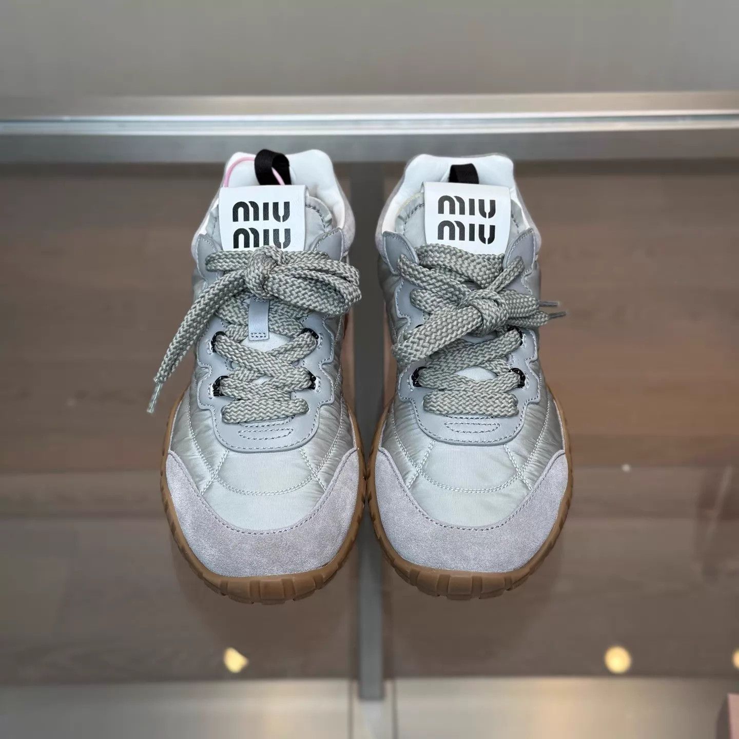 Miu Miu MIU MIU 26SS Tyre Cloud Gray Biscuit Trainer 36 Size US 5.5 / IT 35.5 - 2 Thumbnail