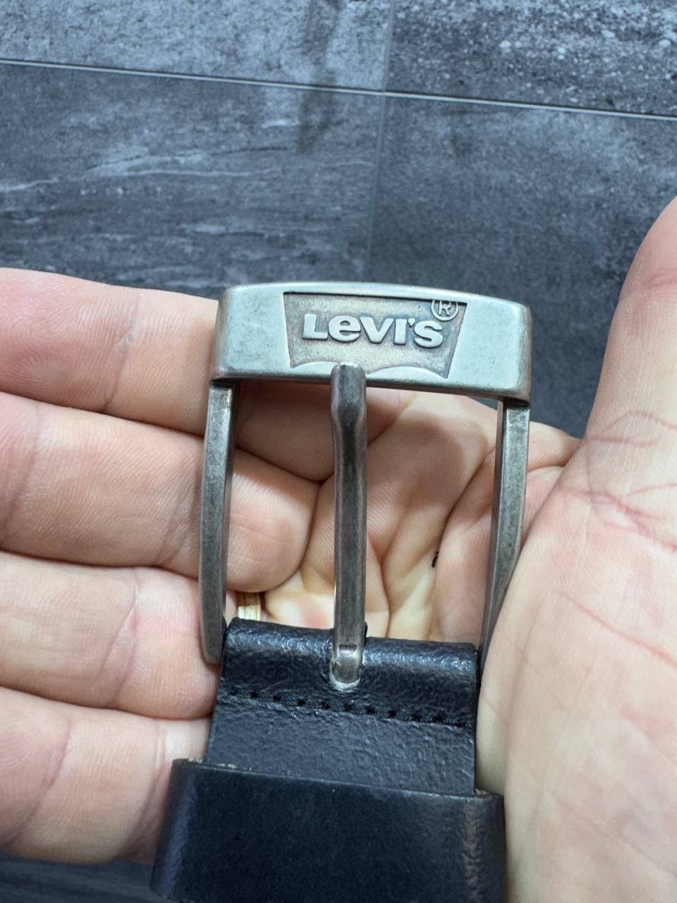 Levi's Levi's Men's Fashion Leather Belt Buckle Size 80/32 Size 32 - 3 Thumbnail