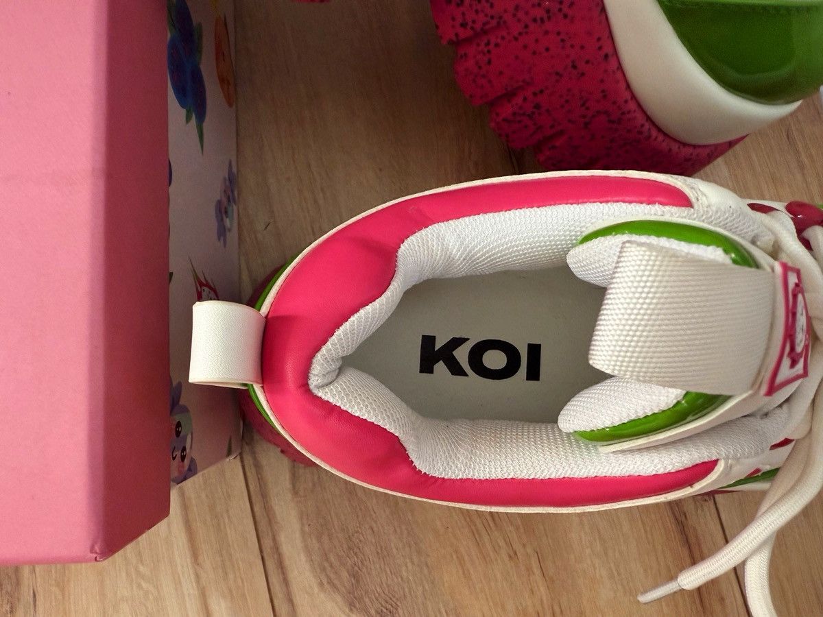 Designer DAZZLEBERRY DRAGON TRAINERS Koi Footwear Size US 7 / IT 37 - 4 Thumbnail