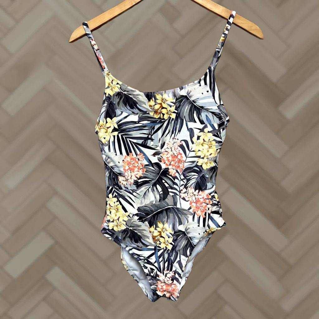 Hurley Hurley Women’s One Piece Bathing Suit S Multicolor Hawaiian Lined Soft Cups Top Hawaiian Print Size S / US 4 / IT 40 - 1 Thumbnail