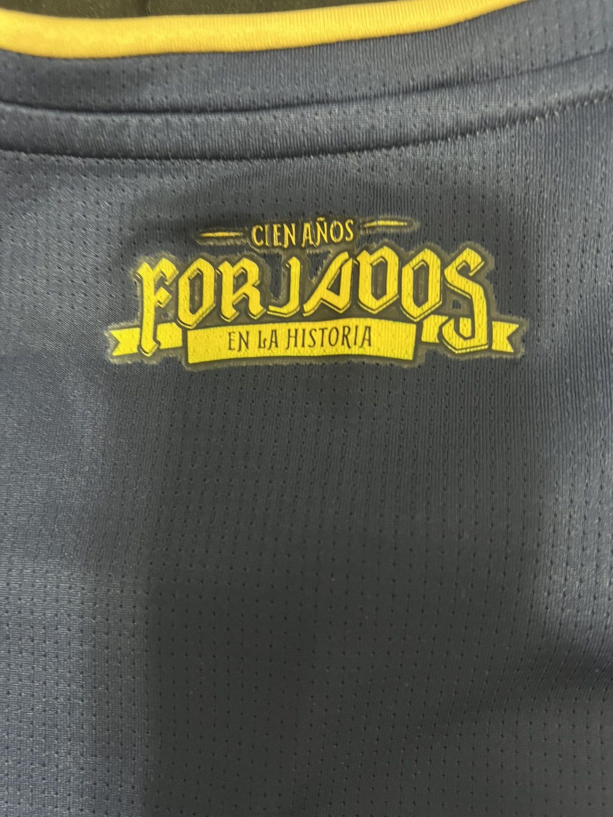 Vintage 2016 Ecuador away jersey Size US S / EU 44-46 / 1 - 5 Thumbnail