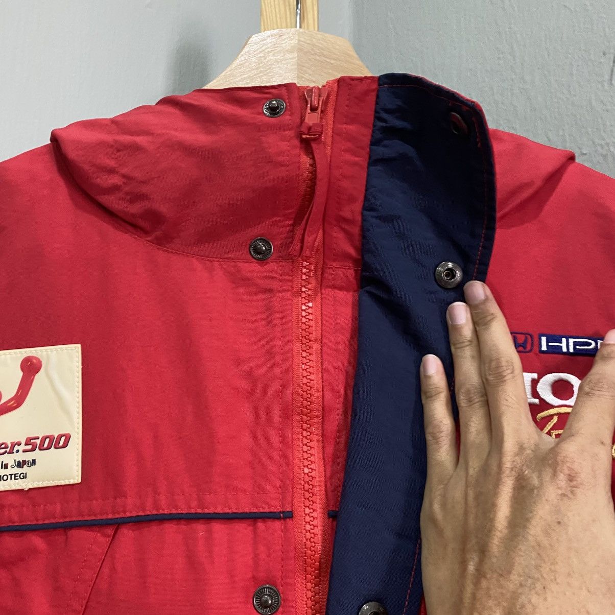 Honda Vintage Honda Racing x Budweiser HPD Red Windbreaker Jacket Size US XL / EU 56 / 4 - 13 Thumbnail