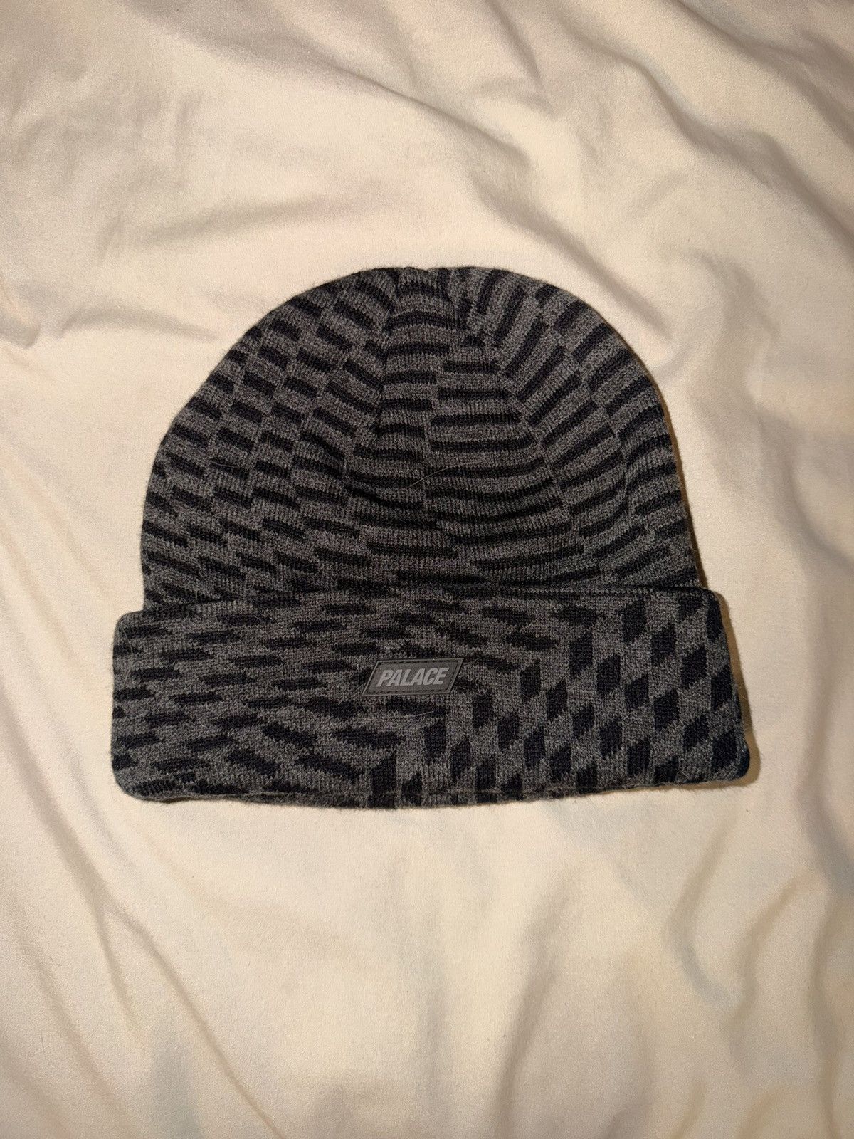 Palace Palace Reflecto Running Beanie Black L/XL | Grailed