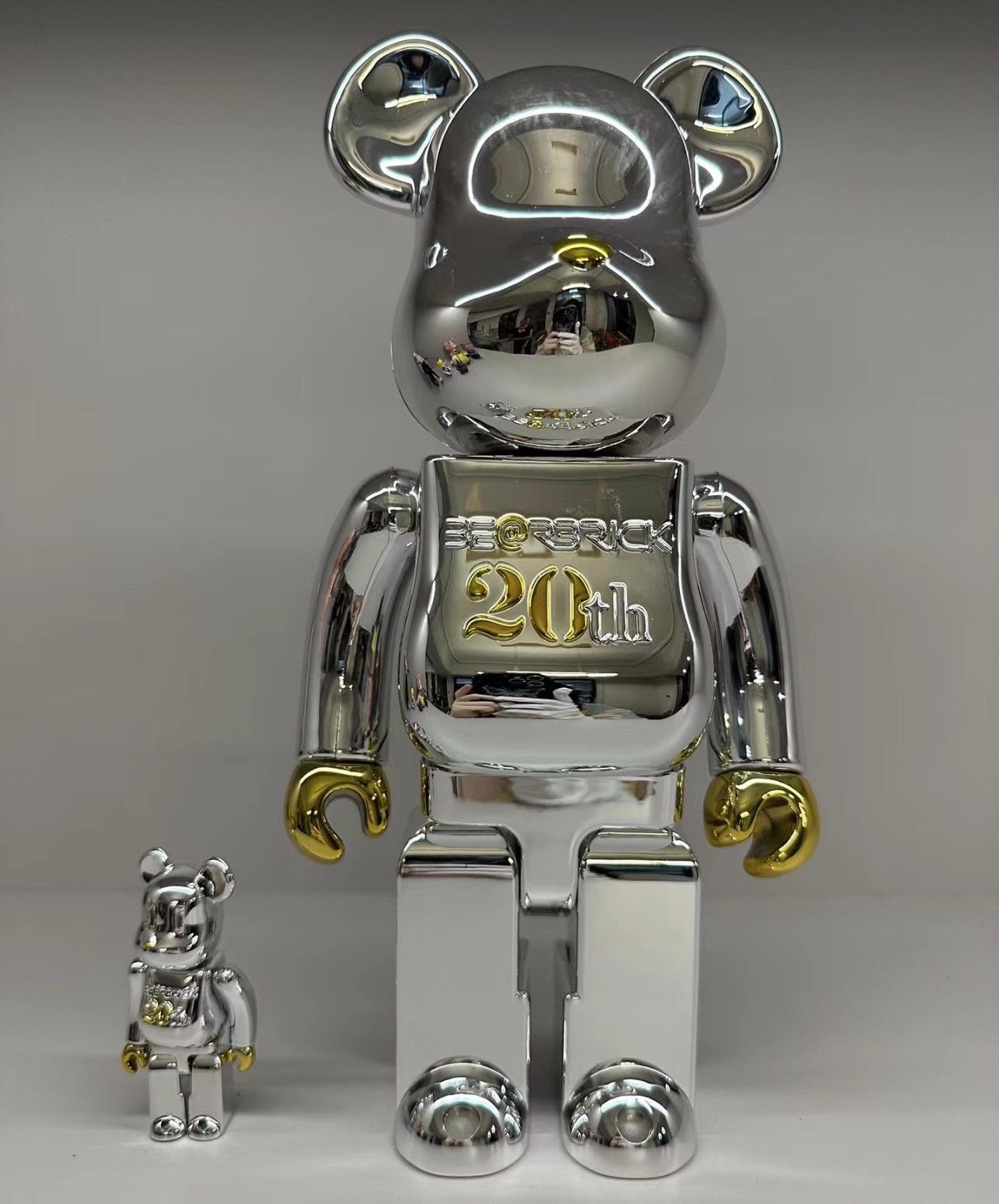 Bearbrick 20th Anniversary 100% & 400% Set gold and silver