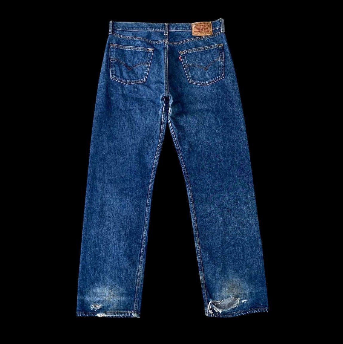 Levi's Vintage Clothing W34X31 VTG LEVIS 501 1999 DISTRESSED DENIM Size US 34 / EU 50 - 3 Thumbnail