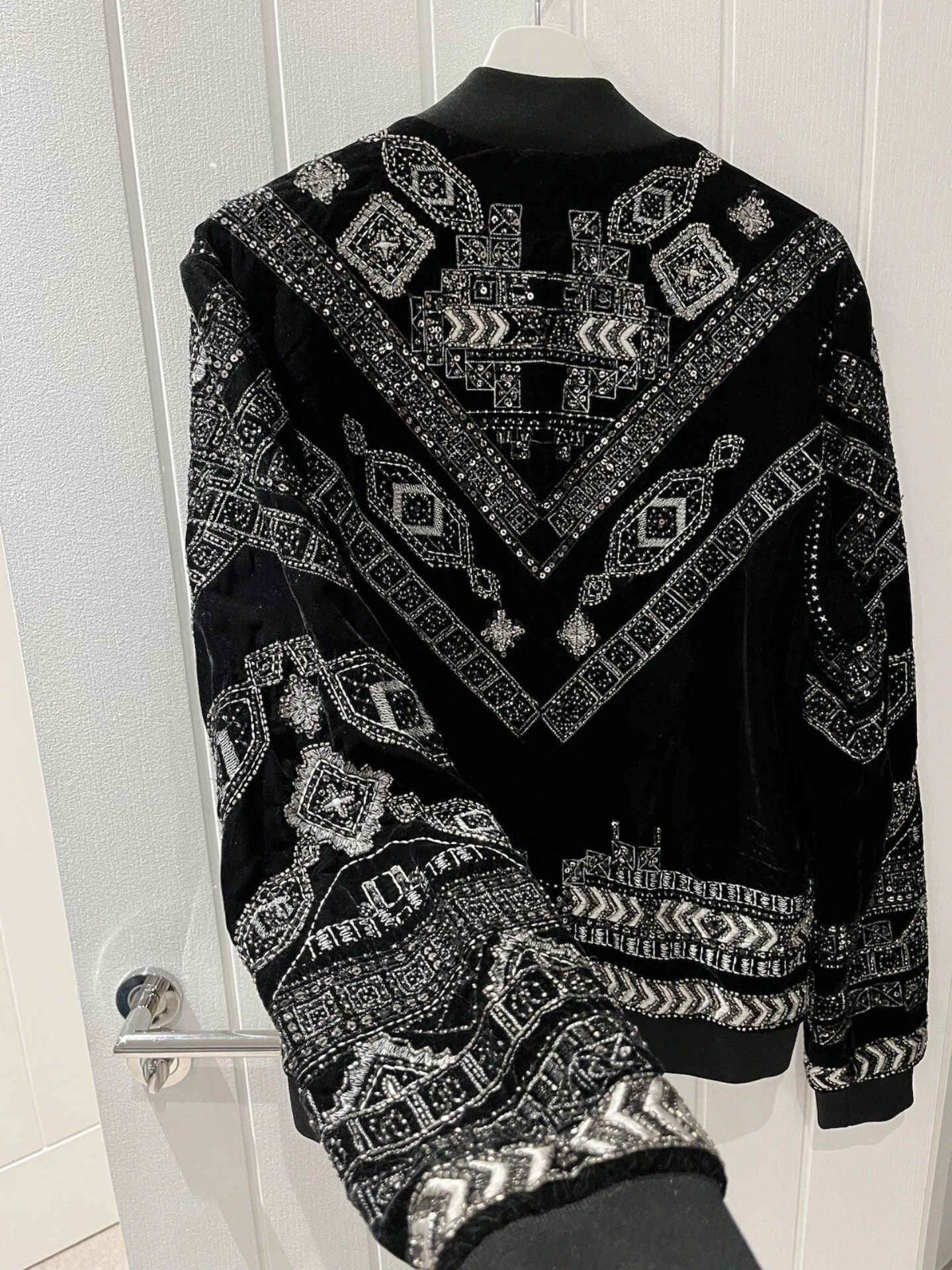 Zara Zara man velvet embroidered jacket Size US M / EU 48-50 / 2 - 4 Thumbnail