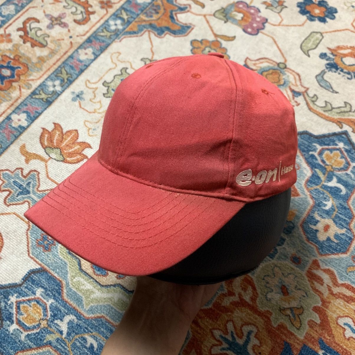Vintage Vintage Red E.ON Embroidered Cap Size ONE SIZE - 1 Thumbnail