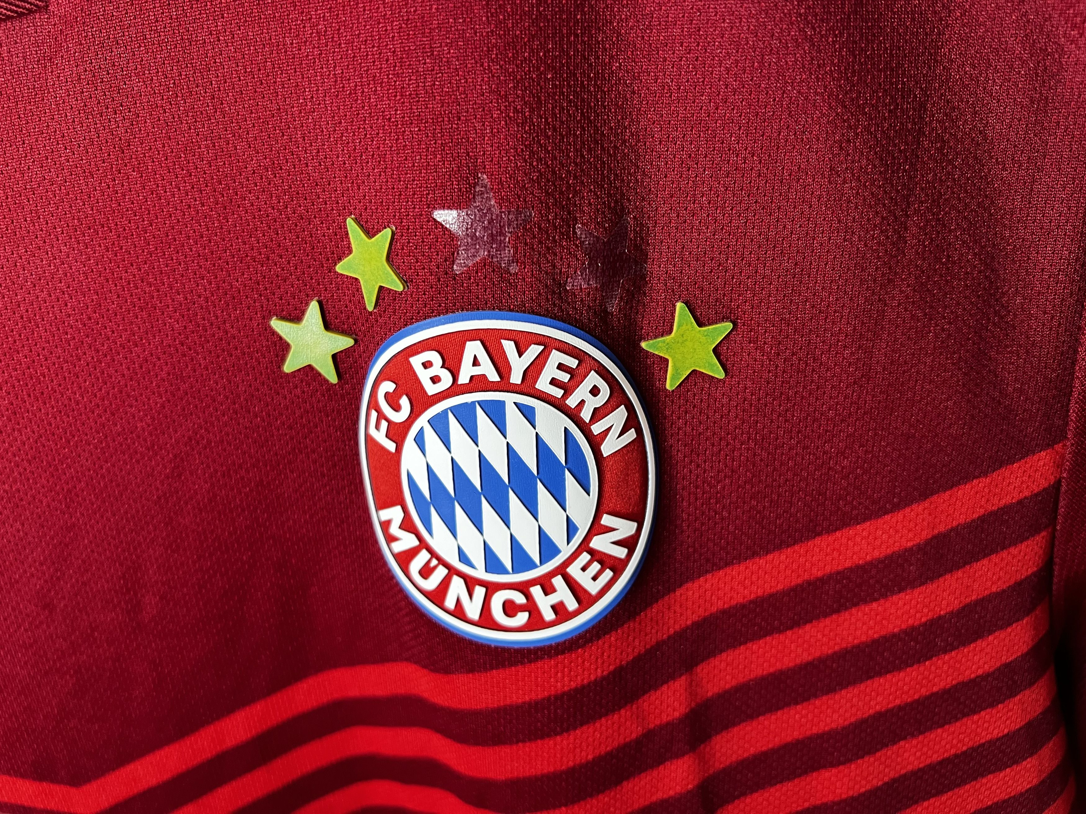 Adidas BAYERN MUNICH 2021 2022 HOME FOOTBALL SHIRT SOCCER JERSEY Size US L / EU 52-54 / 3 - 7 Thumbnail