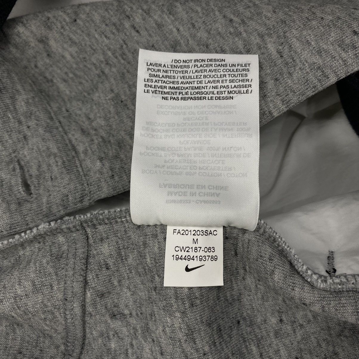 Nike × Sacai Nike Sacai Fleece Sweatpants Size US 31 - 10 Thumbnail
