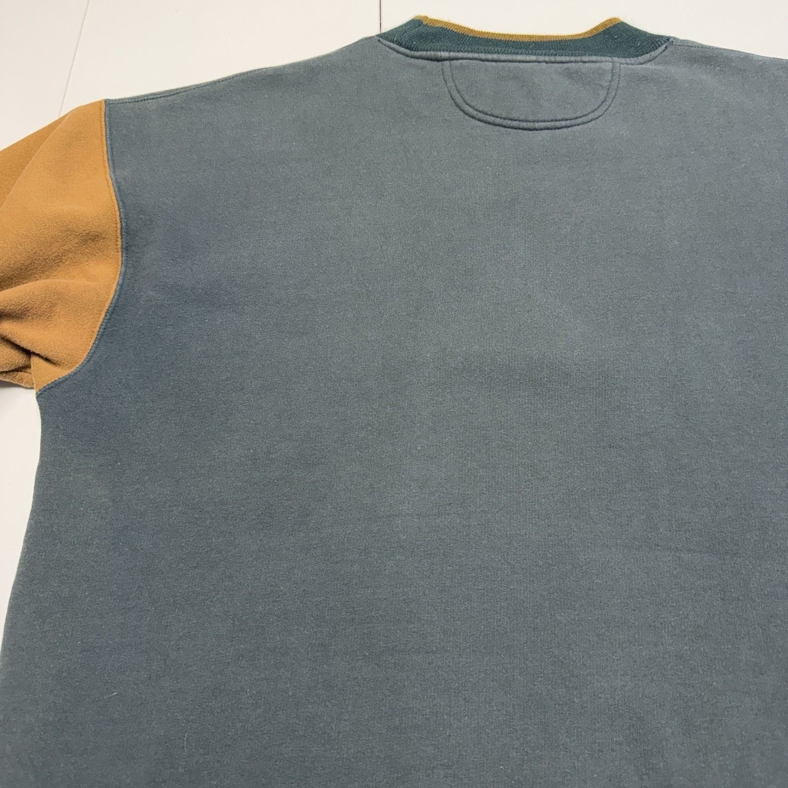 Vintage Vintage Valparaiso University Sweatshirt Mens XL Green Embro Size US XL / EU 56 / 4 - 12 Thumbnail