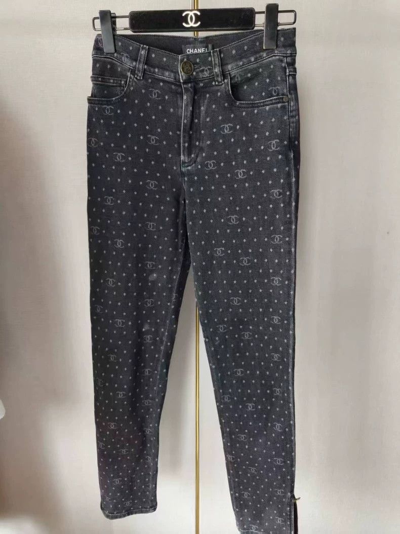 Chanel Chanel Denim Jeans with Logo Print - dmc Size US 34 / EU 50 - 1 Thumbnail