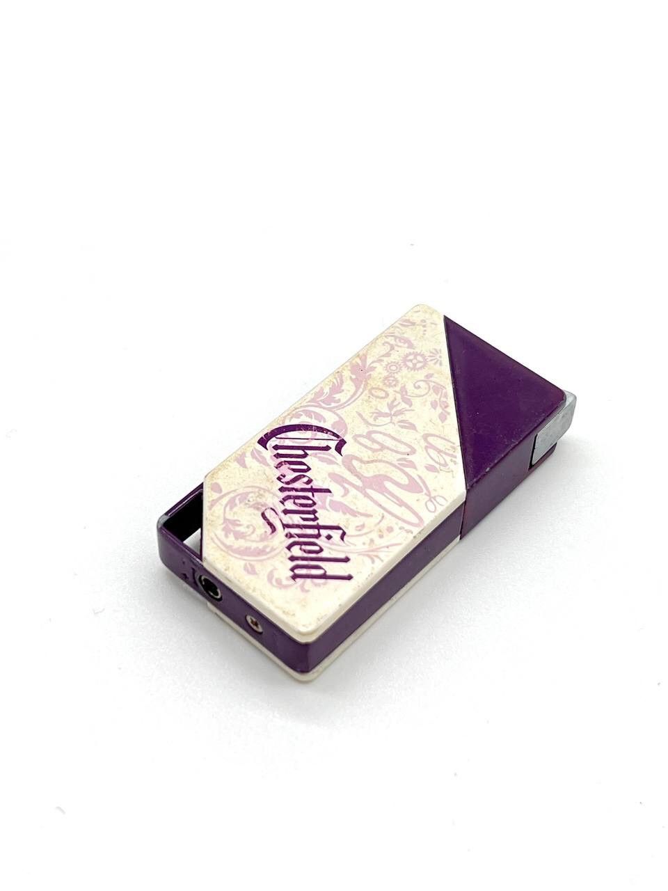Designer × Vintage Vintage 00s Chesterfield lighter classic logo collections Size ONE SIZE - 1 Thumbnail