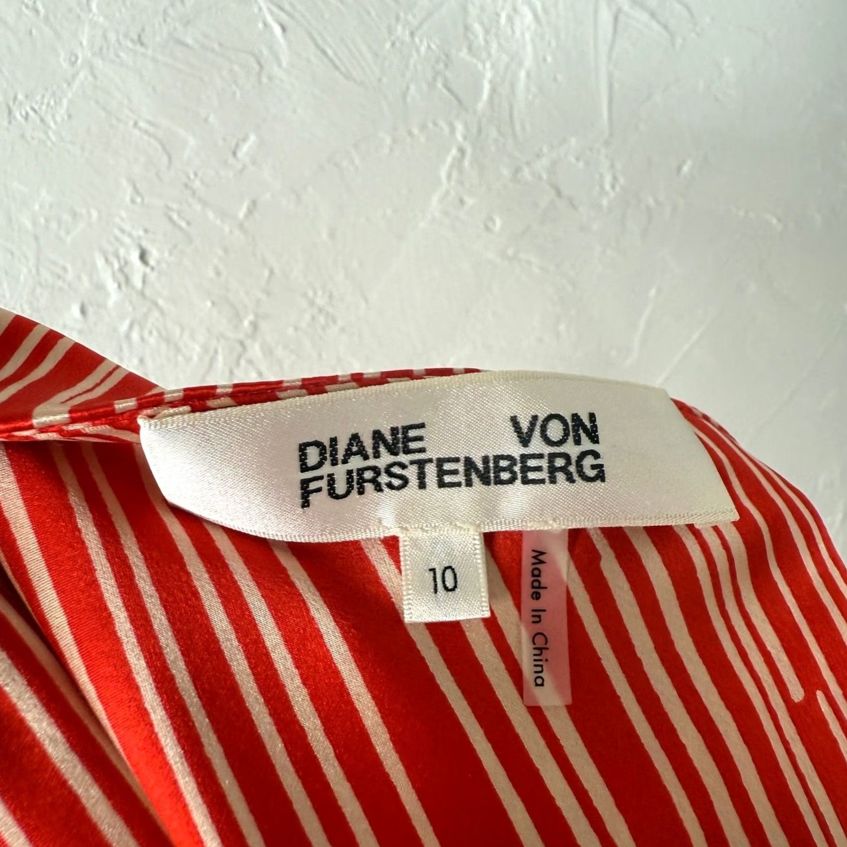 Diane von Furstenberg Diane von Furstenberg Dress Womens 10 Silk Striped Ruffle Designer Party Knee Length Red Size L / US 10 / IT 46 - 6 Thumbnail