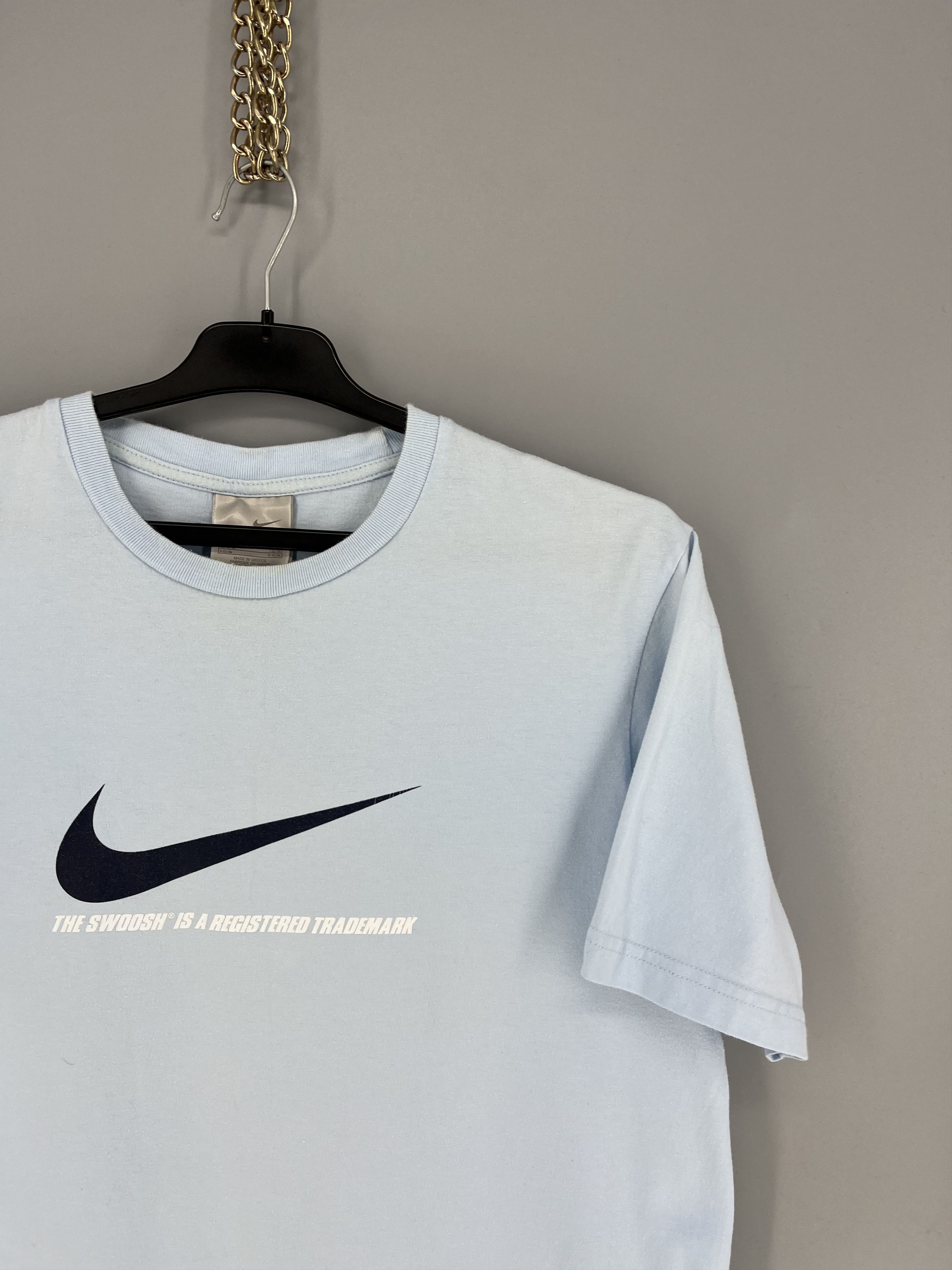 Nike NIKE T-Shirt White Big Blue Logo Size L Original Sportswear Size US L / EU 52-54 / 3 - 5 Thumbnail