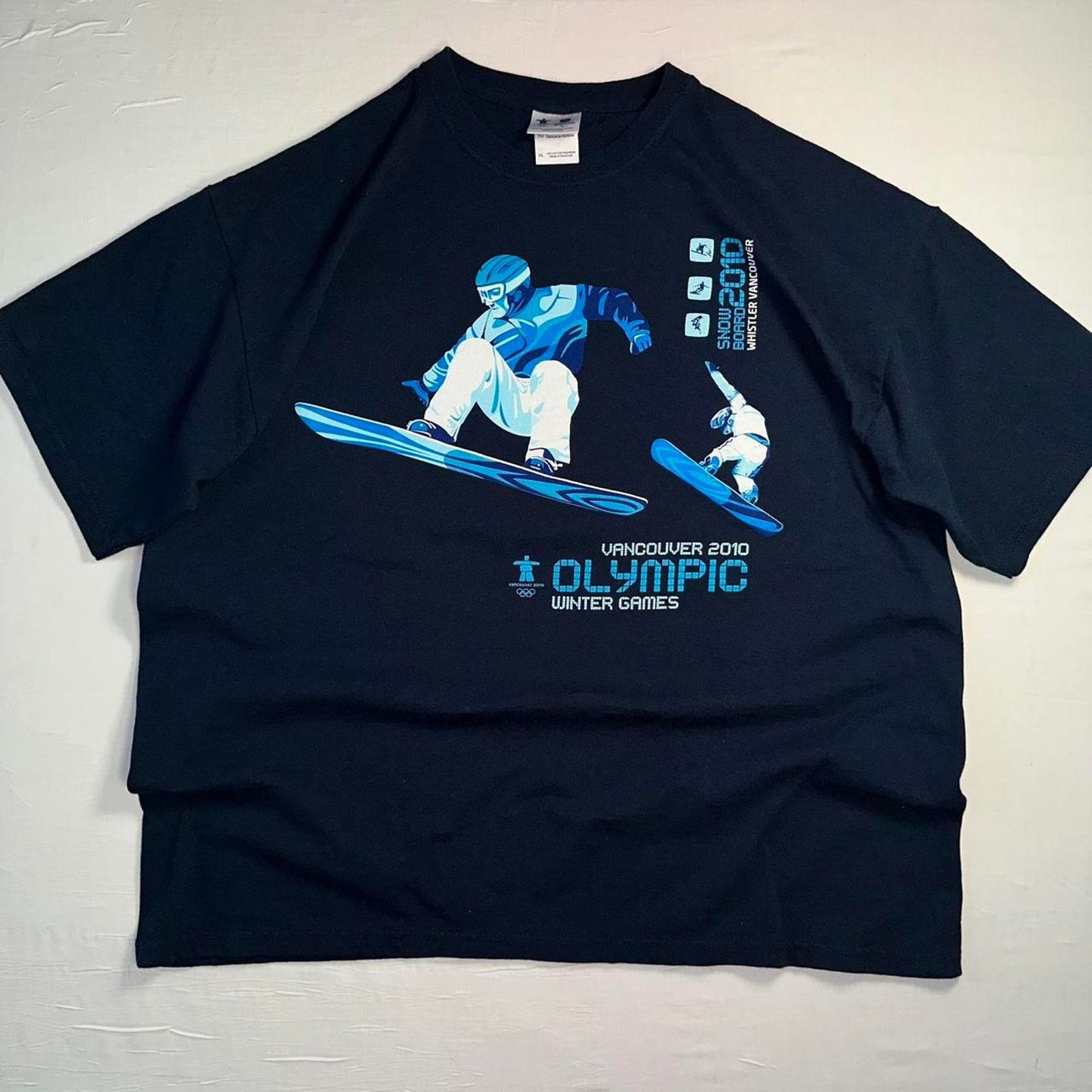 USA Olympics Official Vancouver 2010 Winter Olympics Snowboarding Tee, XL Size US XL / EU 56 / 4 - 1 Thumbnail