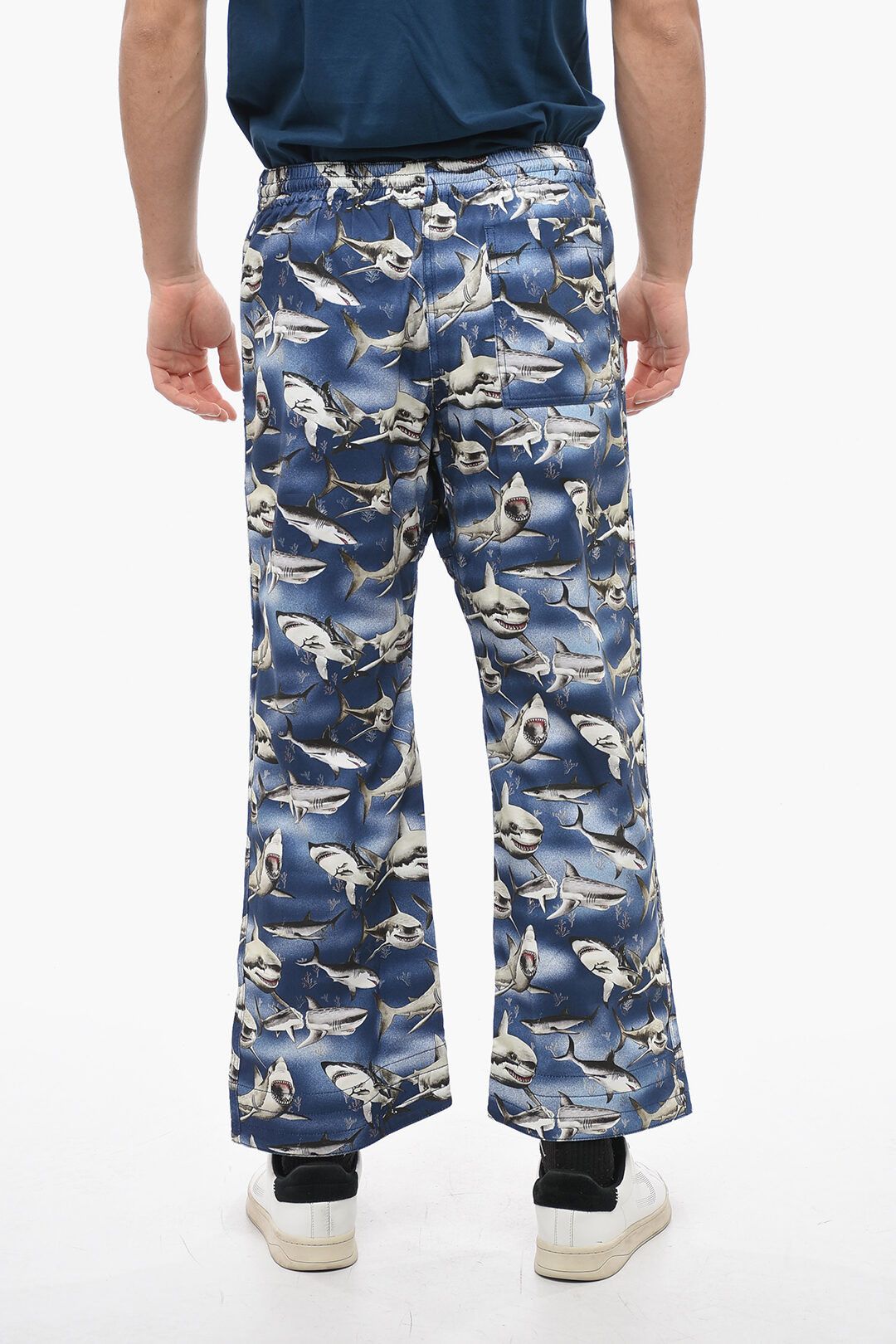 Palm Angels og1mm0825 Patch Pocketed Sharks Easy Cotton Pant in Blue Size US 30 / EU 46 - 2 Thumbnail