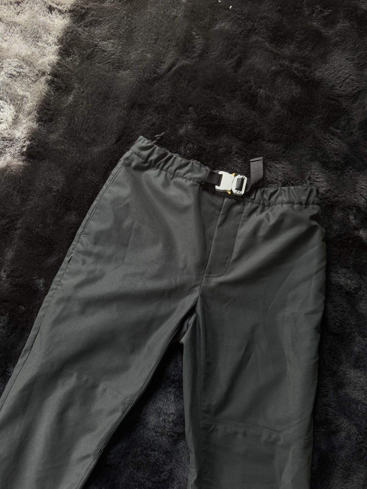 1017 ALYX 9SM × Moncler Moncler Alyx Pants Size US 32 / EU 48 - 1 Thumbnail