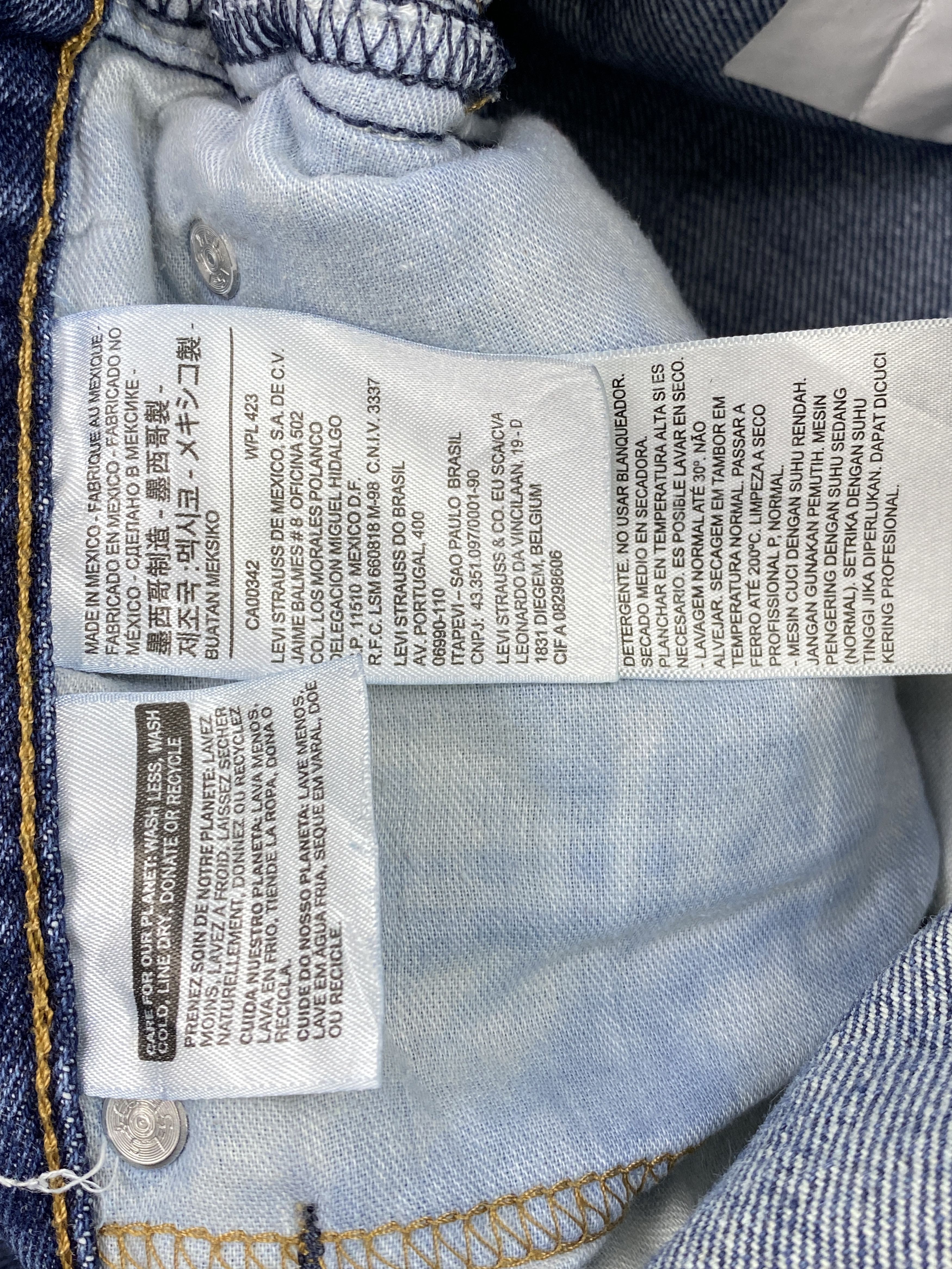 Levi's × Vintage Vintage Levi's 517 Flare Bootcut Distressed Denim Jeans Size US 33 - 7 Thumbnail
