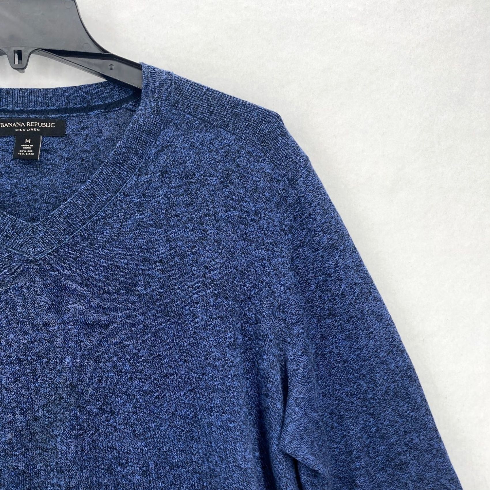 Banana Republic Banana Republic Silk Linen Blend V Neck Sweater Mens M Blue Preppy Casual Pullover Knit Long Sleeve Size US M / EU 48-50 / 2 - 3 Thumbnail