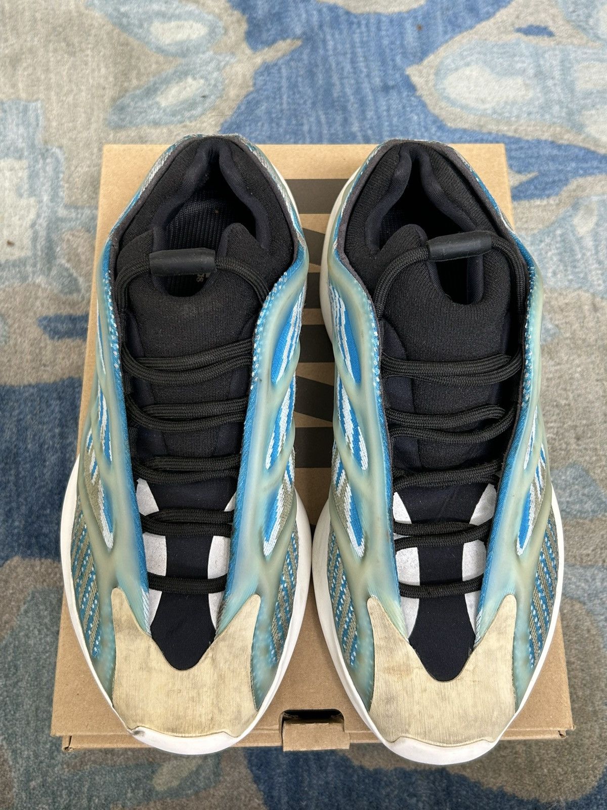 Yeezy Adidas Yeezy 700 v3 Size US 8.5 / EU 41-42 - 6 Thumbnail