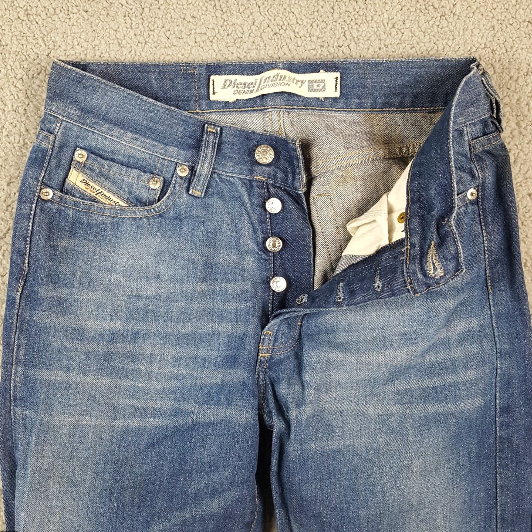 Diesel VINTAGE Diesel Blue Denim Jeans Straight Leg Button Fly Men's Size 28x30 Grunge 90s Rock Size US 28 / EU 44 - 4 Thumbnail