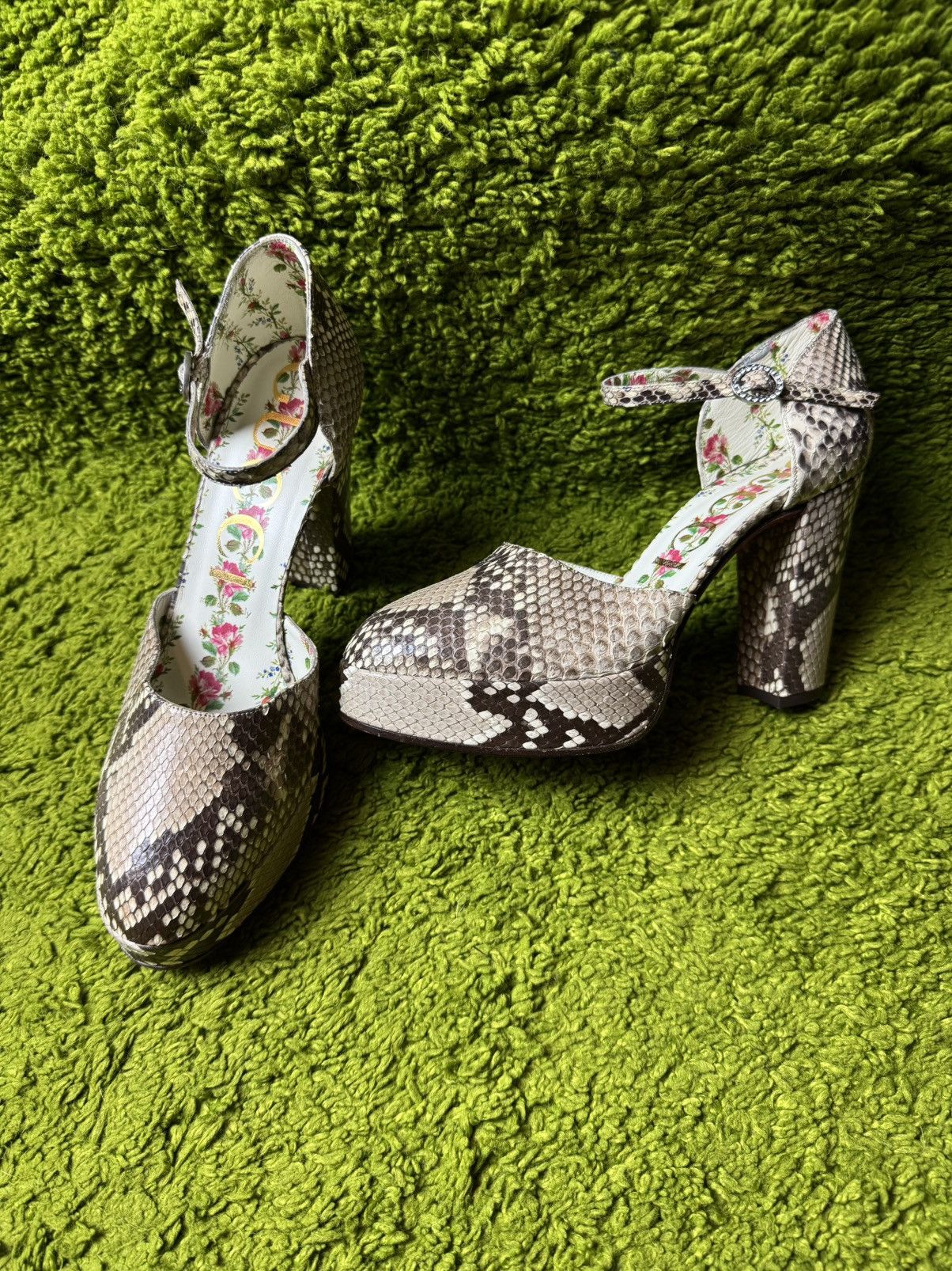 Gucci Gucci real phyton snakeskin heels Size US 9 / IT 39 - 1 Thumbnail
