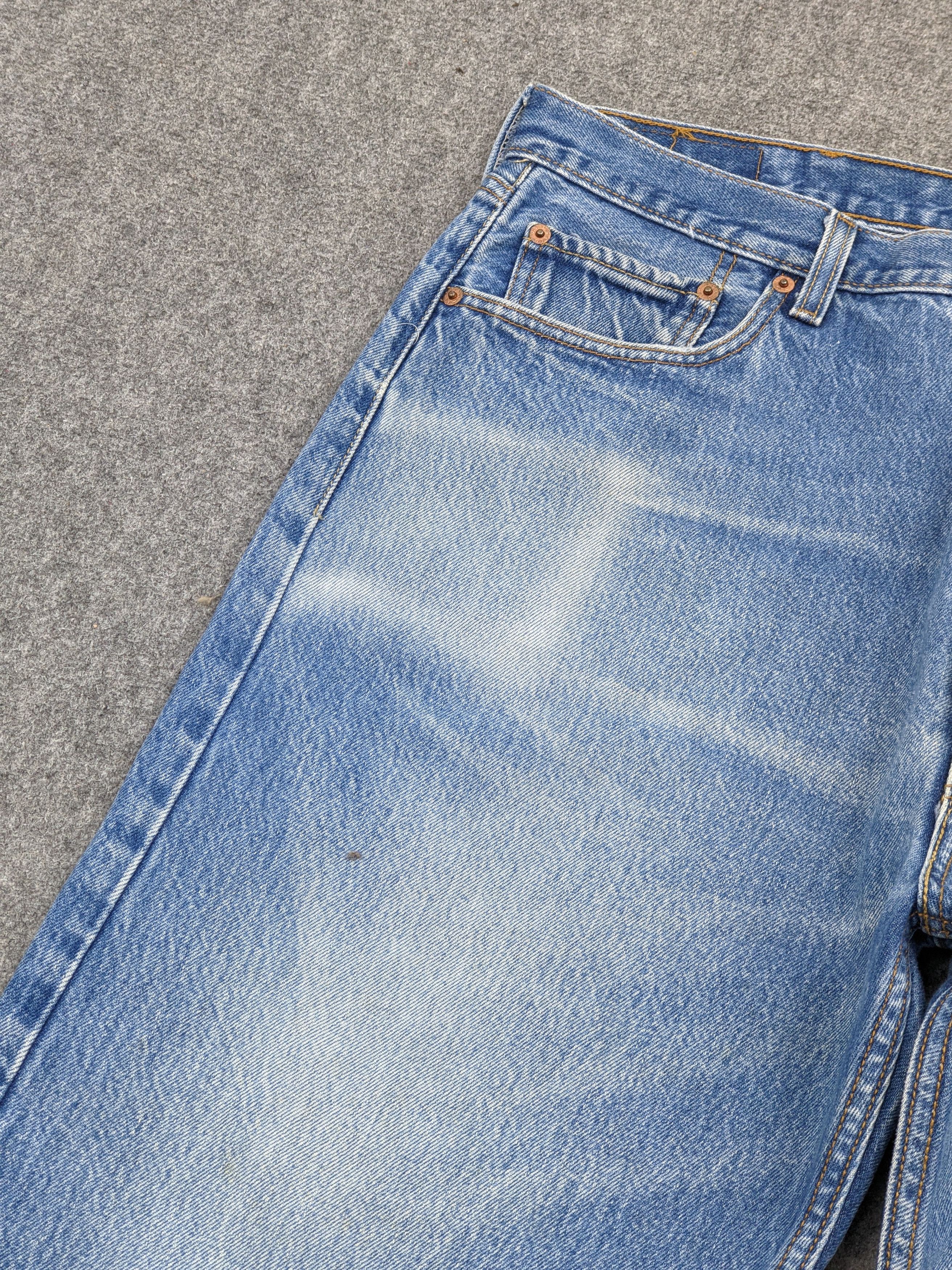 Levi's × Vintage Vintage Levis 501 Faded Blue Jeans DJ0019Z Size US 39 - 11 Thumbnail