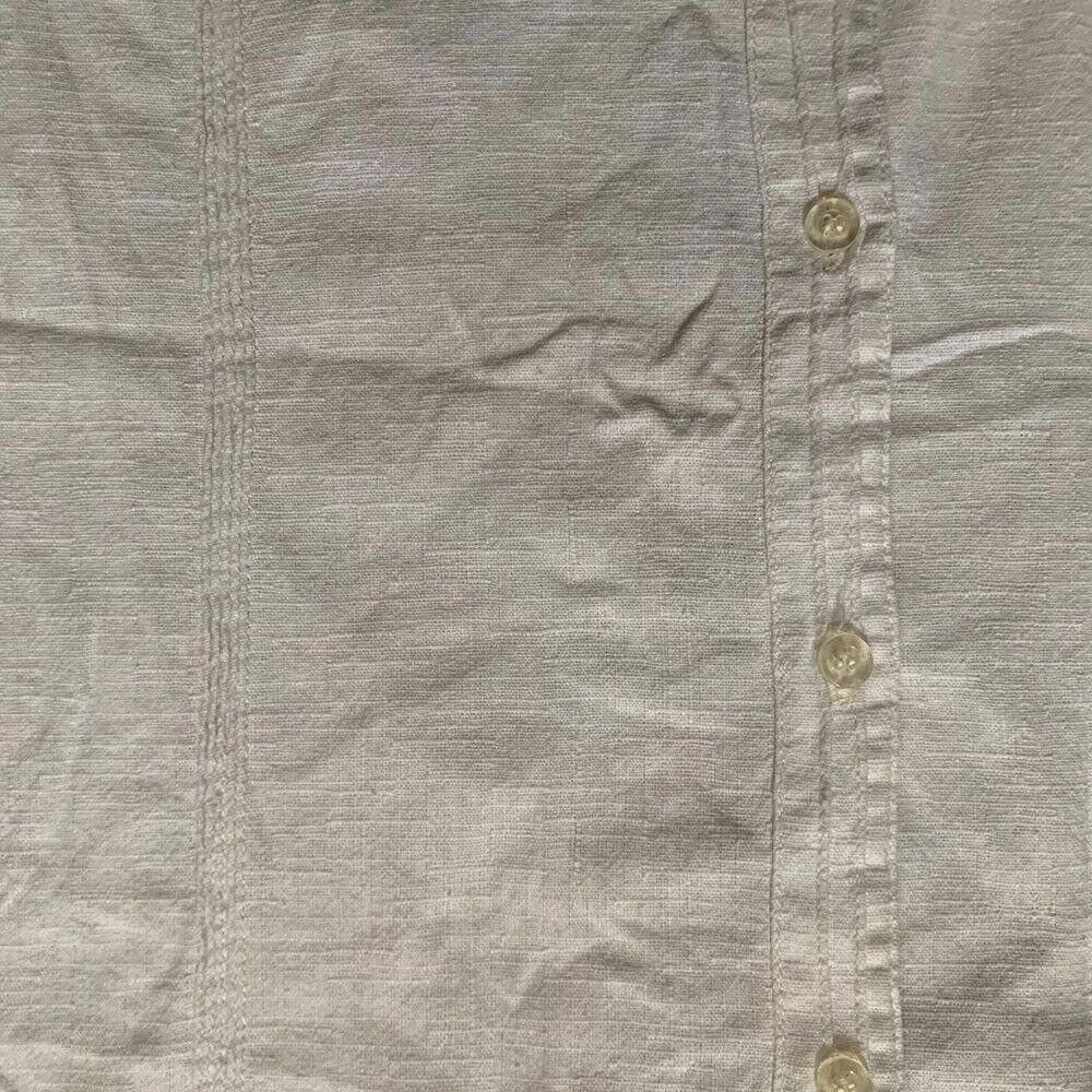 Designer Pre Owned White Mens Guayabera Shirt M Size US M / EU 48-50 / 2 - 4 Thumbnail