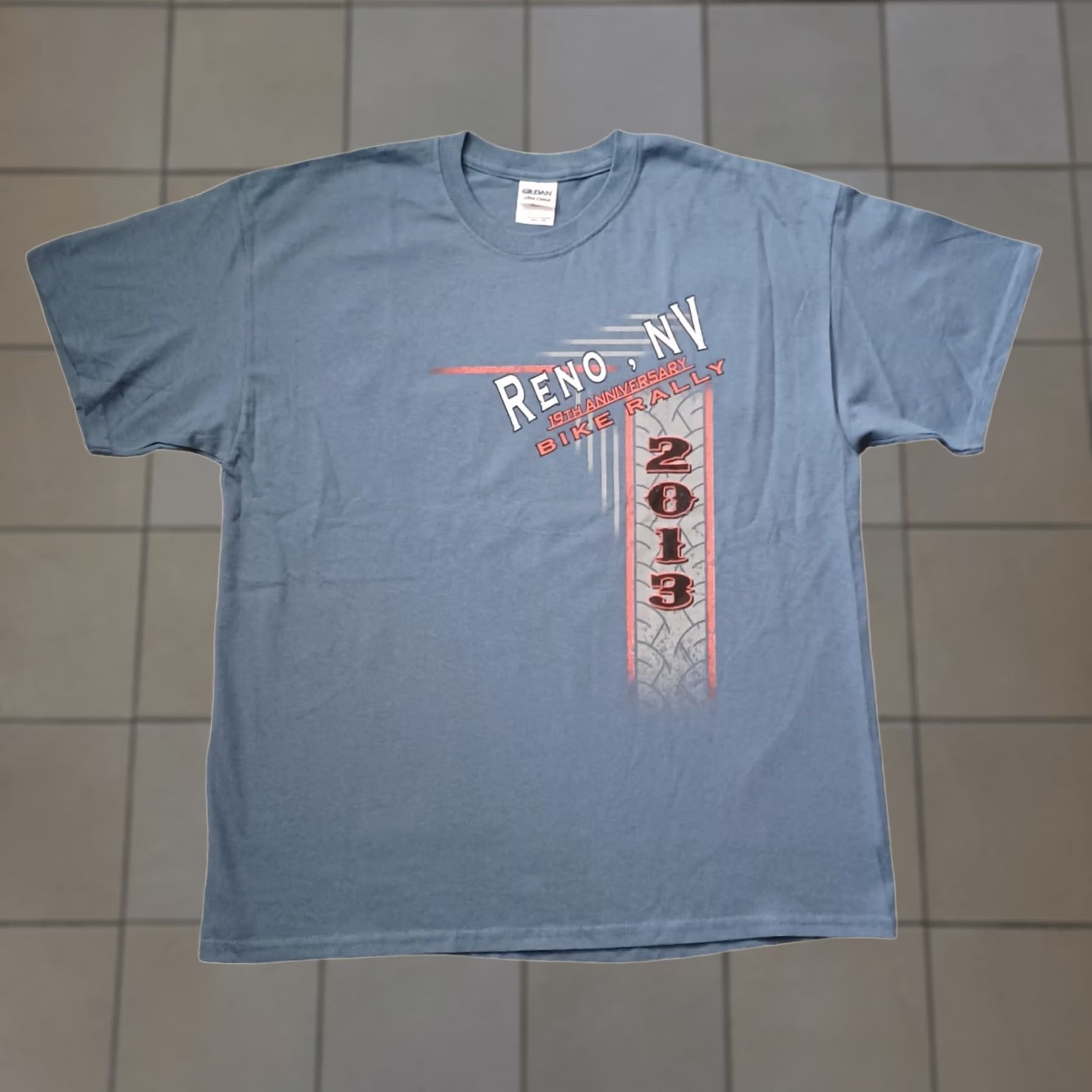 Gildan Reno Bike Rally Mens L Blue T-Shirt 19th Anniversary Double Side Short Sleeve Graphic Print Logo Gildan Ultra Cotton Regular Fit Size US L / EU 52-54 / 3 - 1 Thumbnail